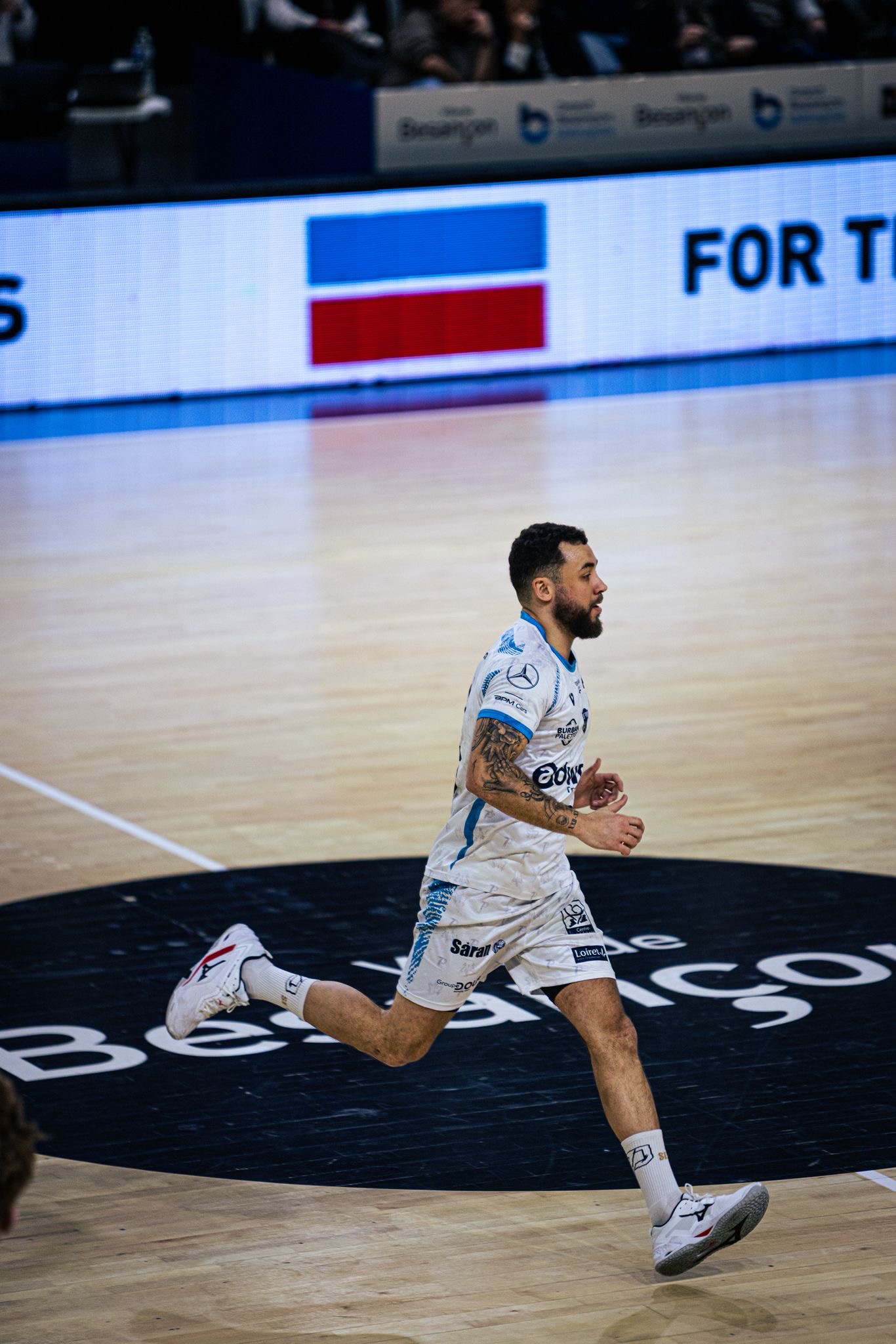 3f966f05-30eb-4c8f-b8ce-5c7ea9c179b4 2