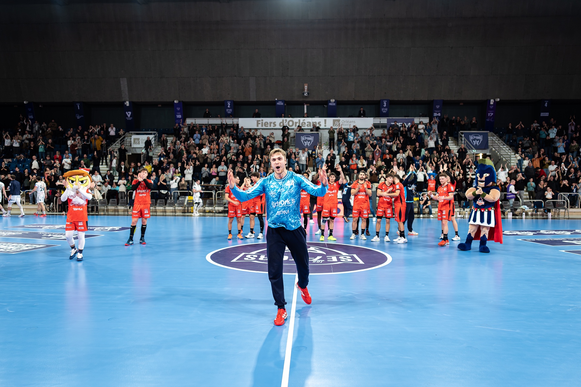 DSC00092.jpg_compressed