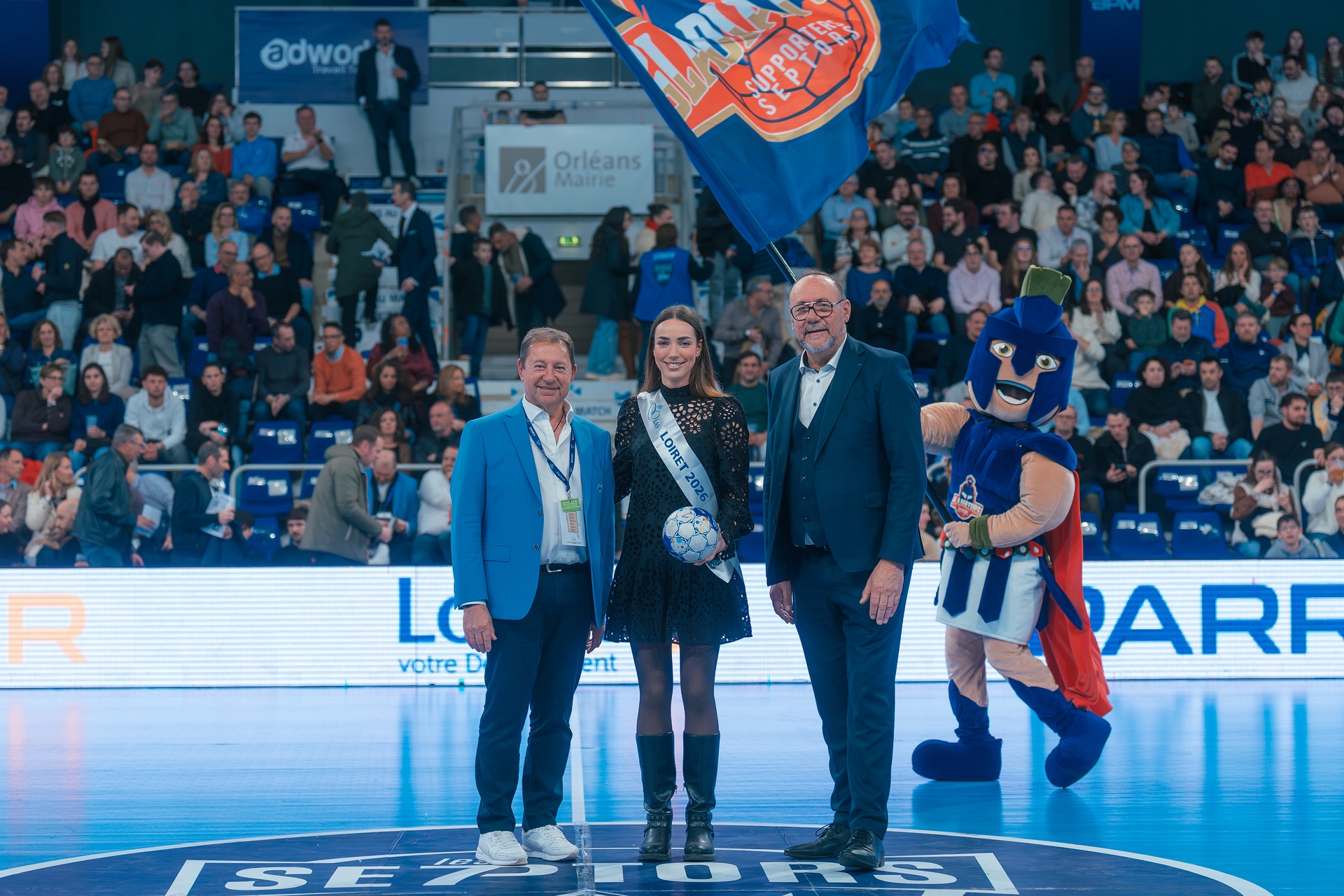 DSC00218.jpg_compressed