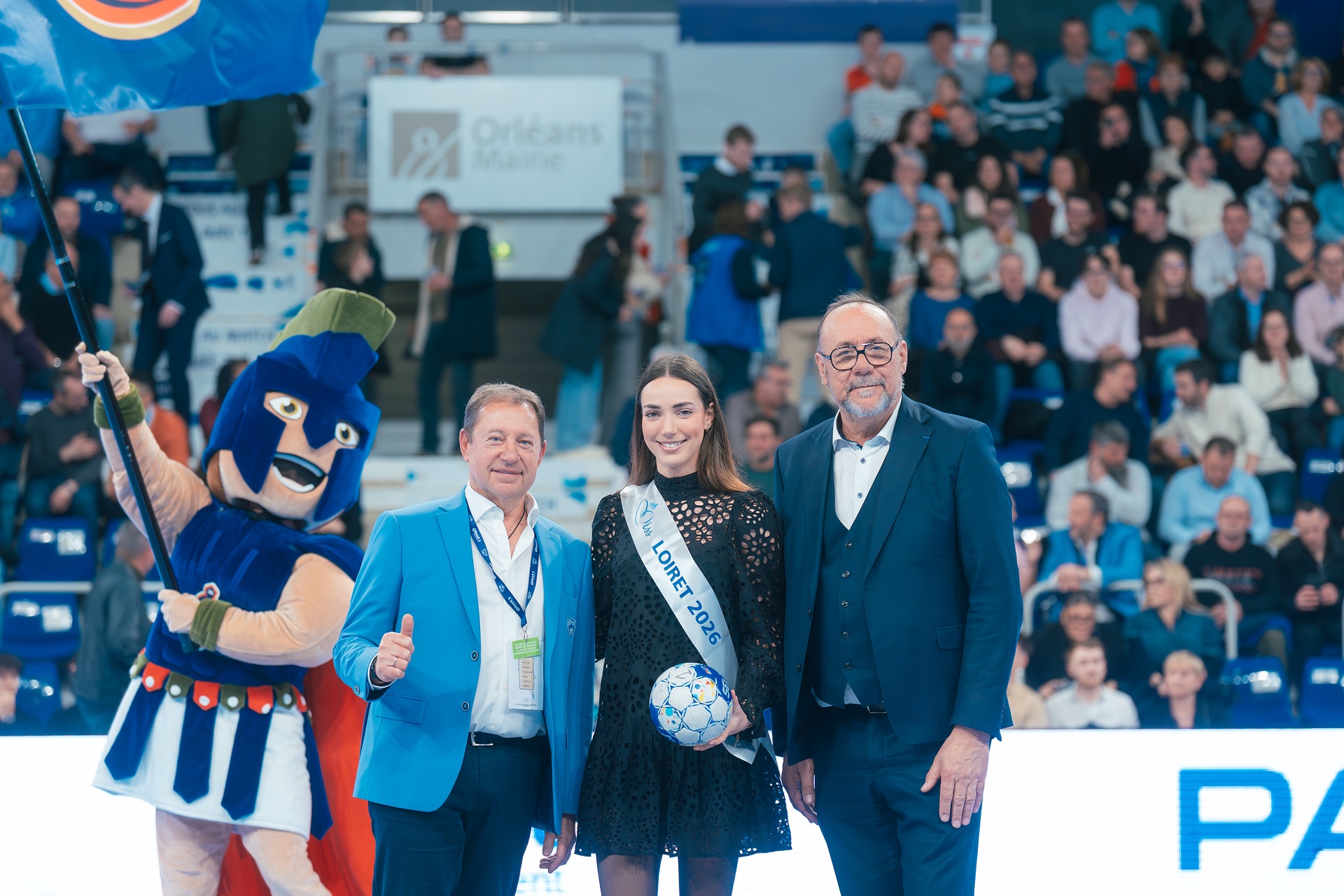 DSC00224.jpg_compressed