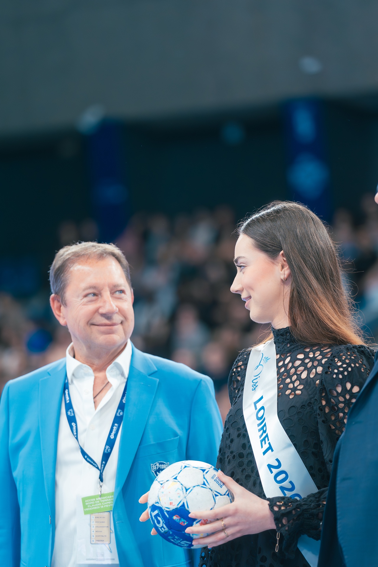 DSC00244.jpg_compressed