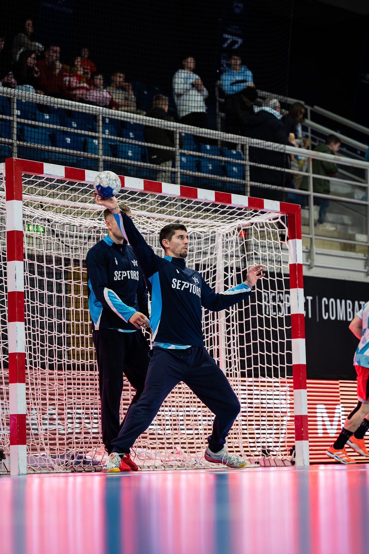 DSC00334.jpg_compressed