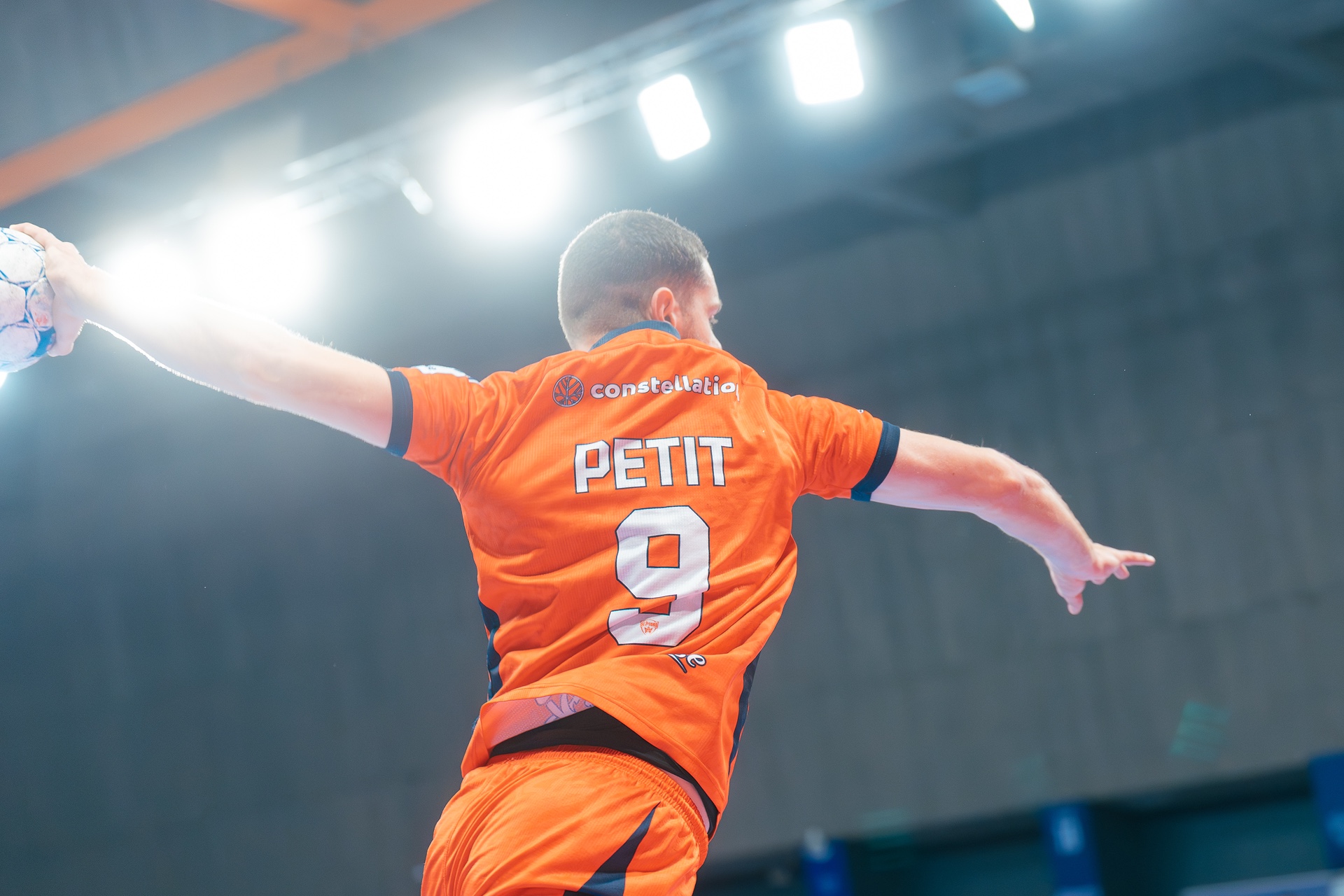 DSC00392.jpg_compressed