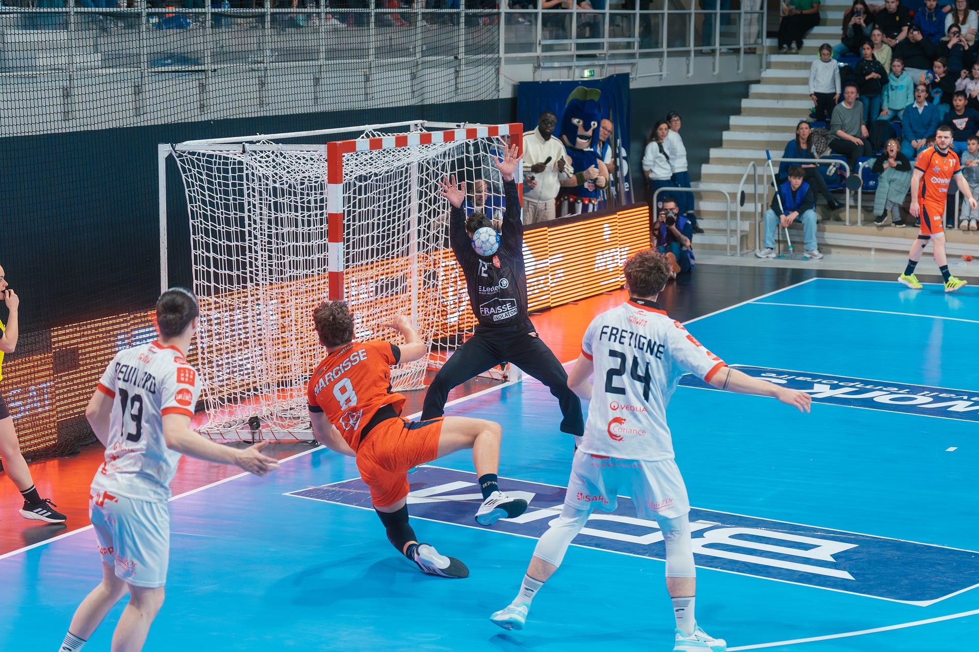 DSC00592-3.jpg_compressed