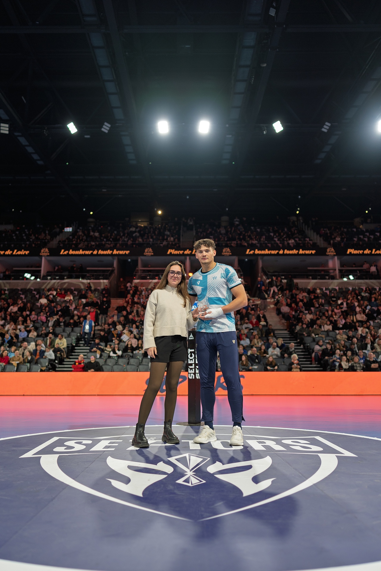 DSC00923.jpg_compressed