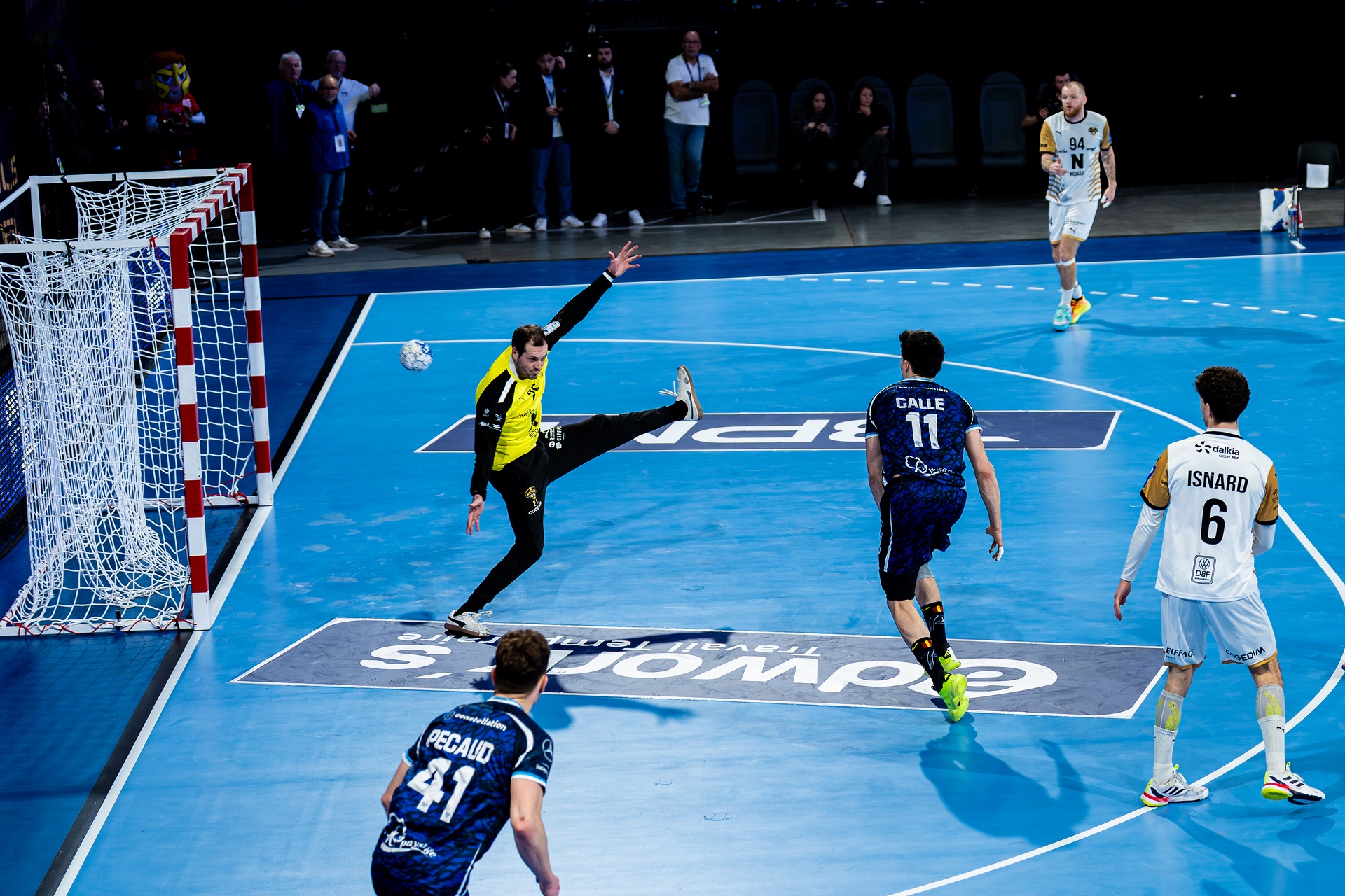 DSC01058.jpg_compressed