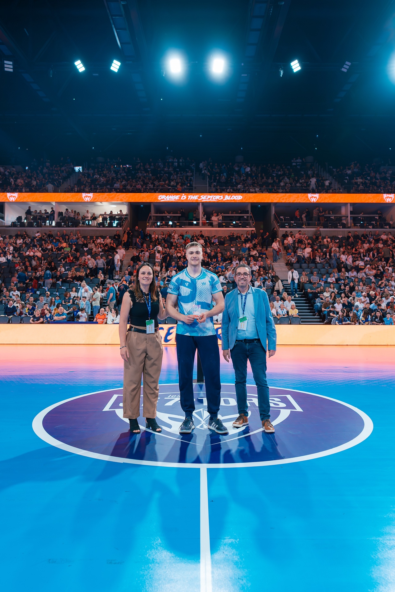 DSC01106.jpg_compressed