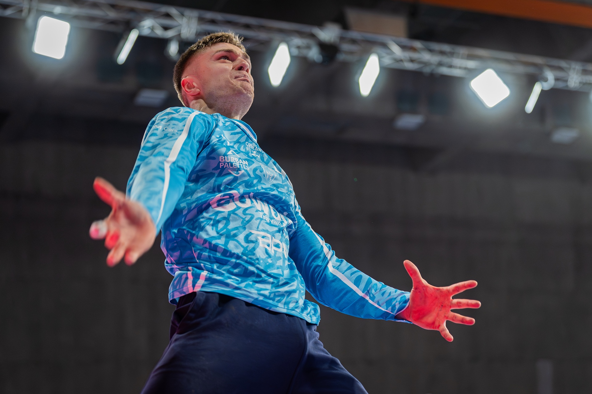 DSC01111.jpg_compressed