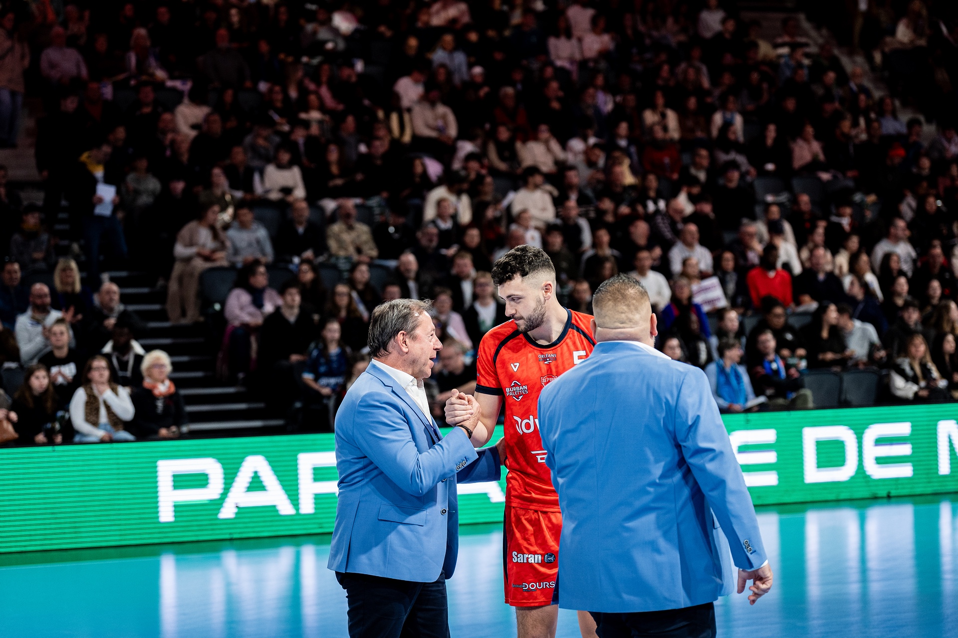 DSC01167.jpg_compressed