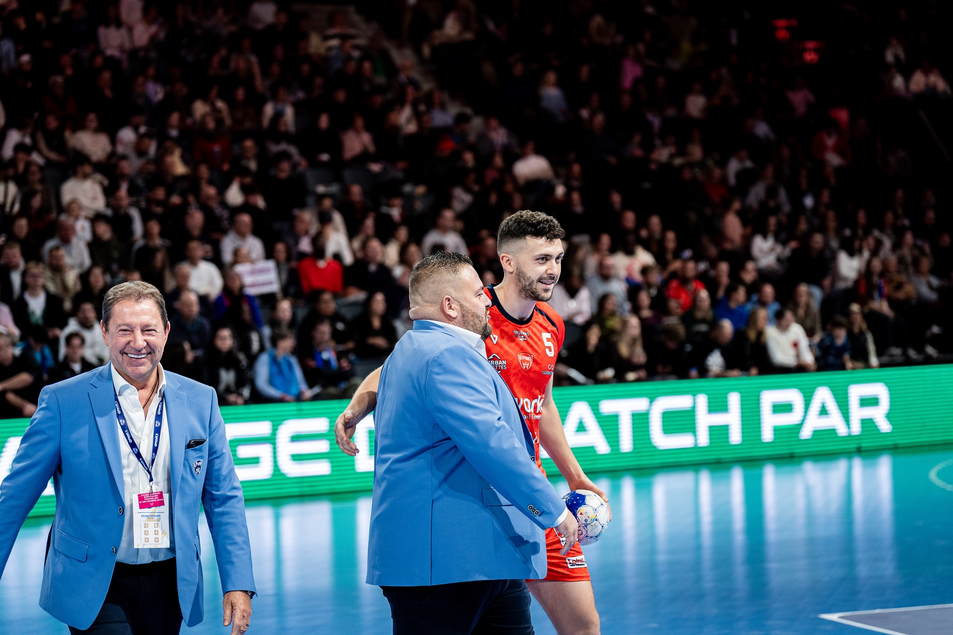 DSC01169.jpg_compressed