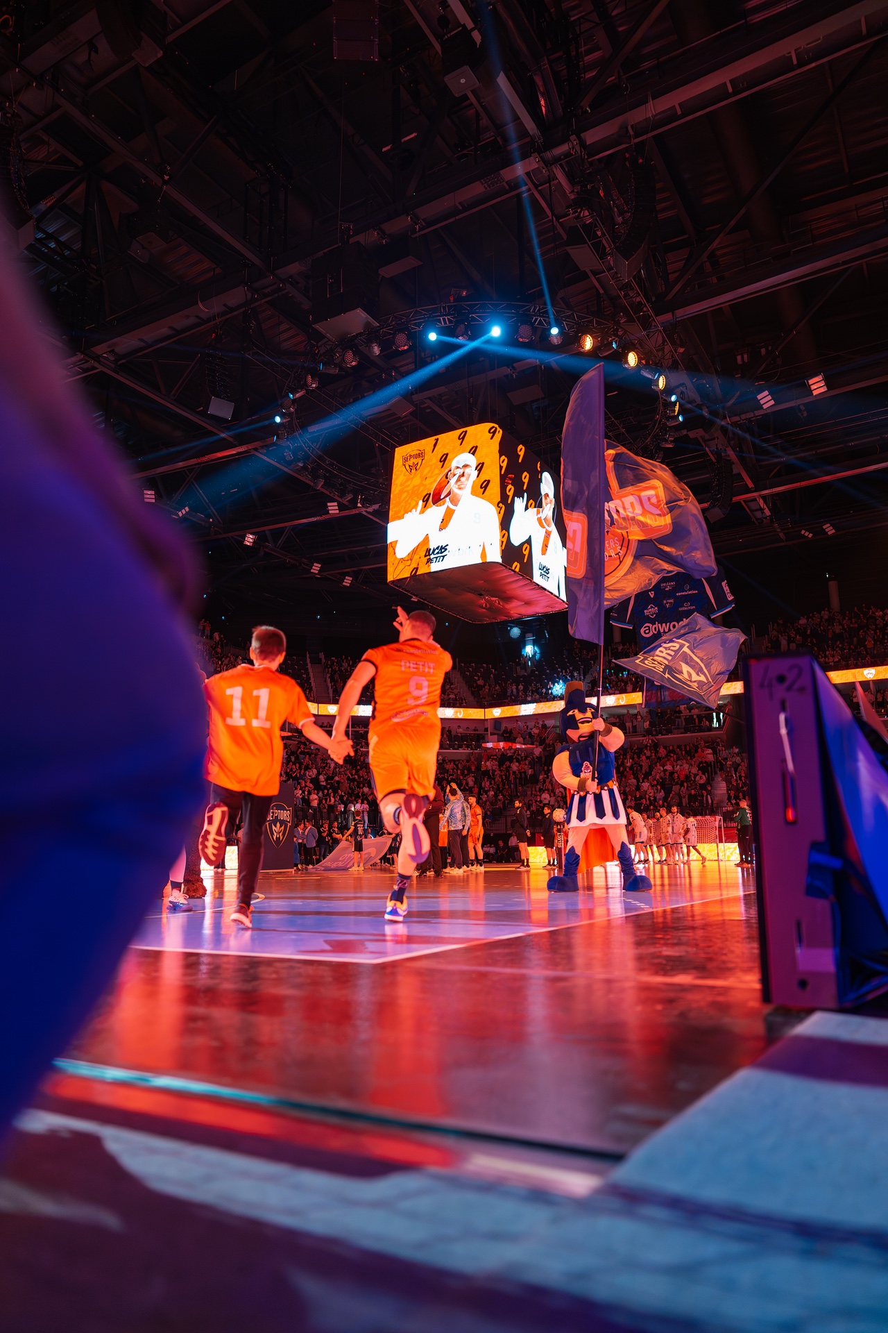 DSC01229.jpg_compressed