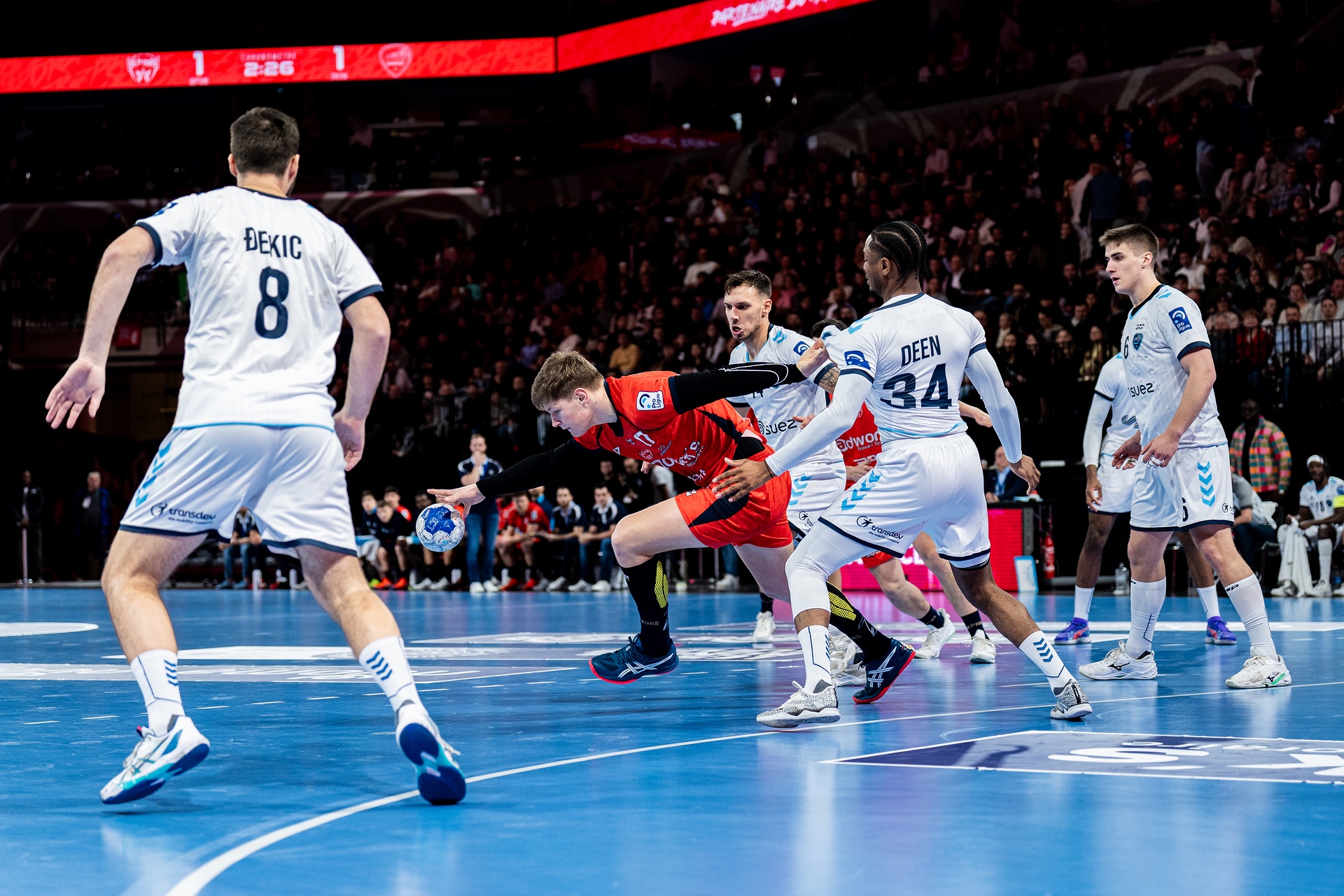 DSC01257.jpg_compressed