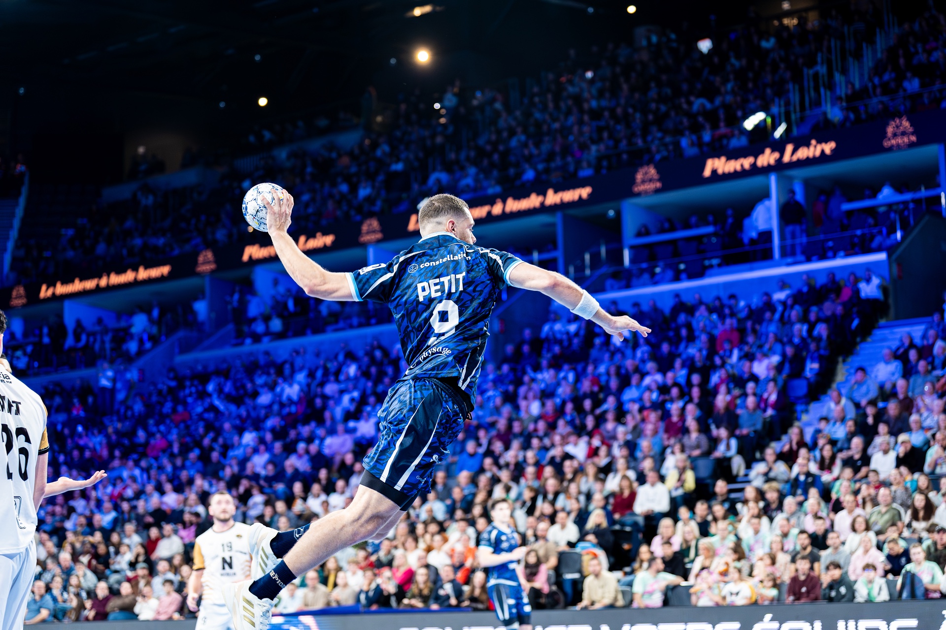 DSC01267.jpg_compressed