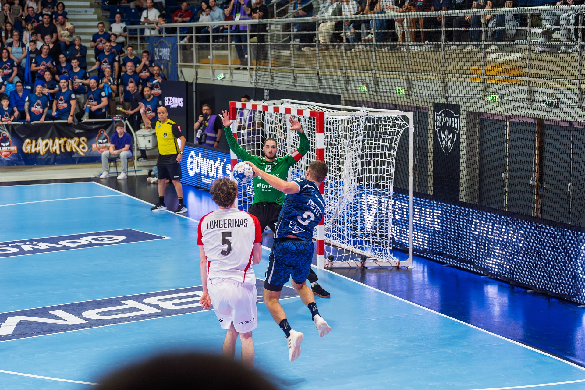 DSC01336.jpg_compressed