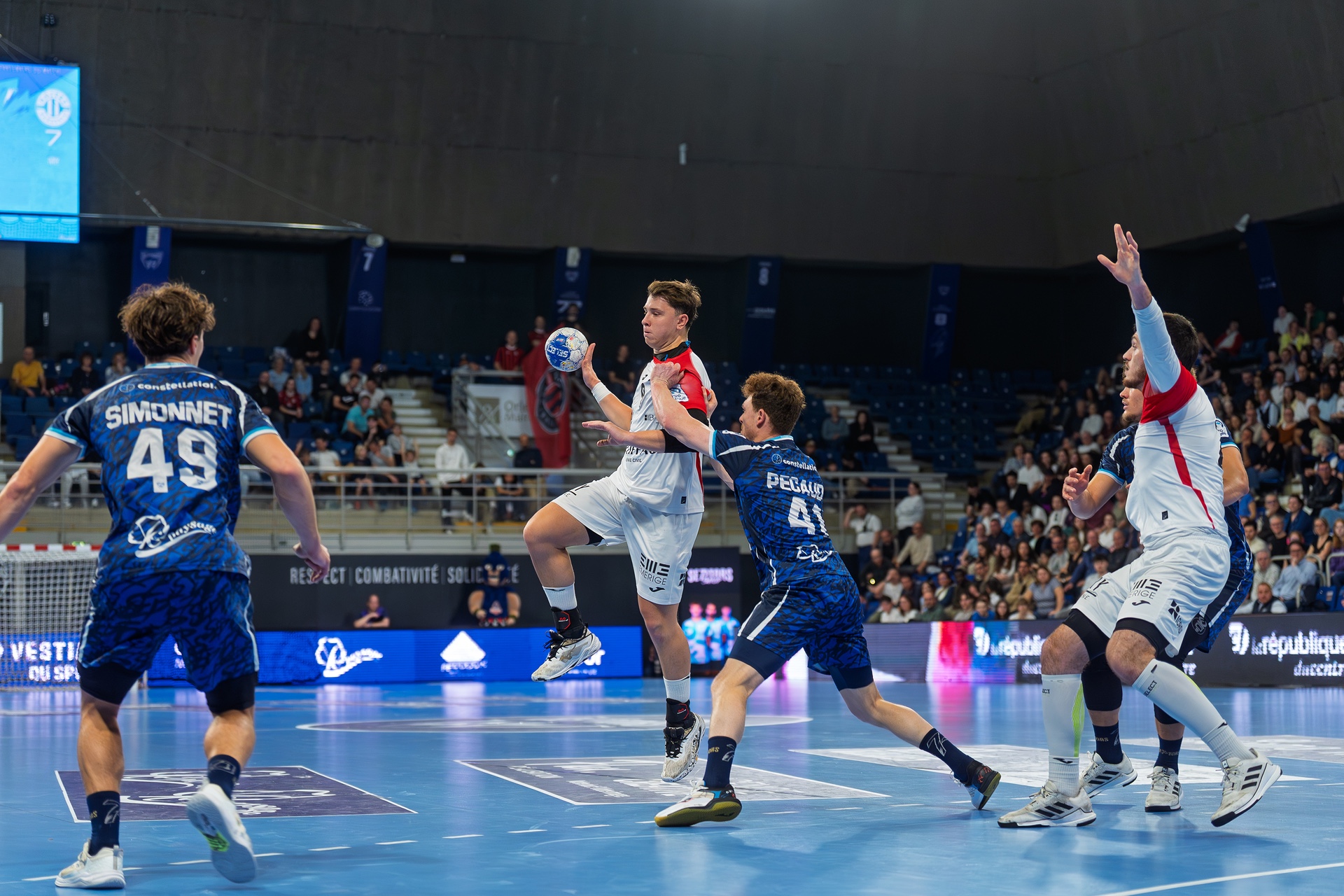 DSC01406.jpg_compressed