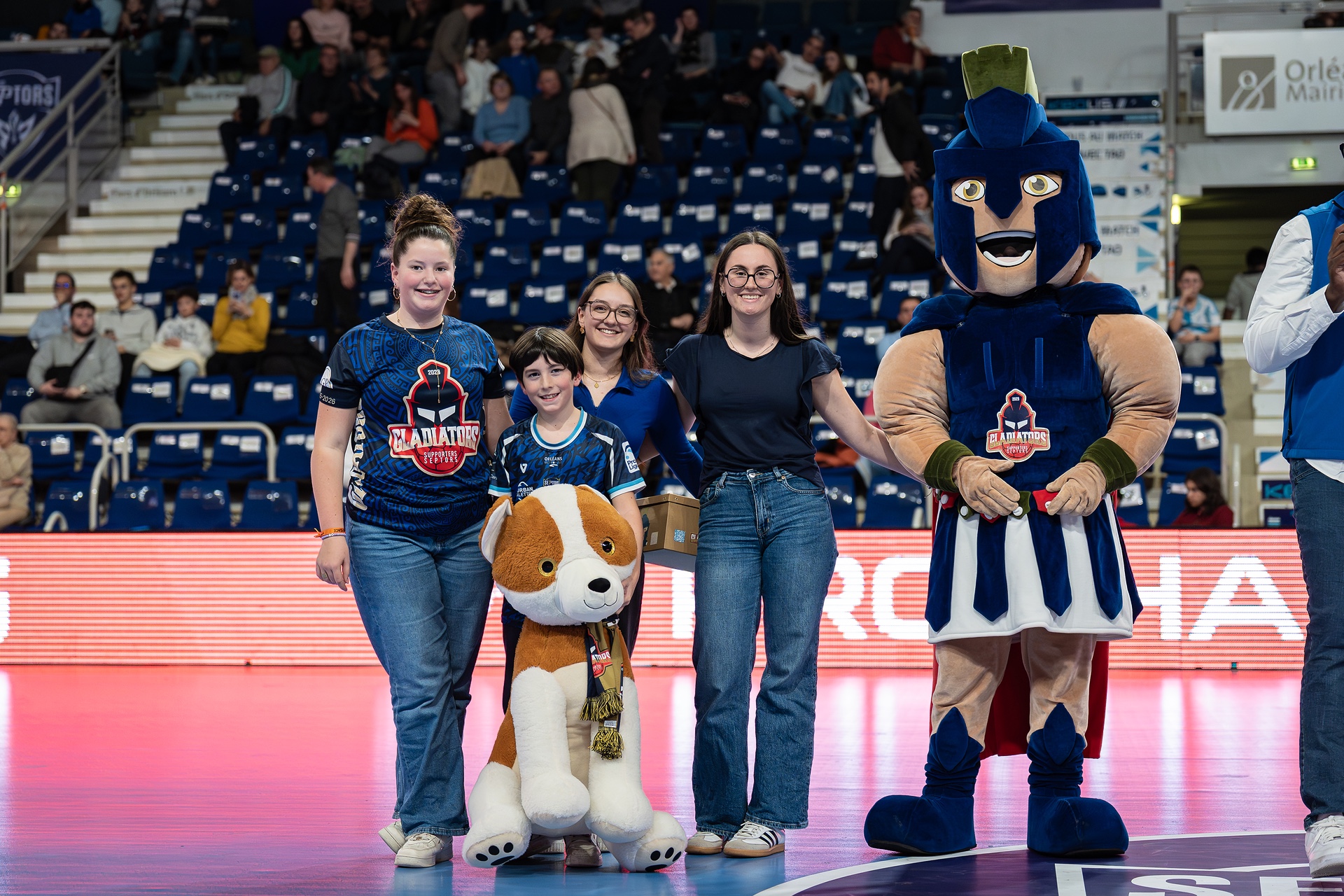 DSC01523.jpg_compressed