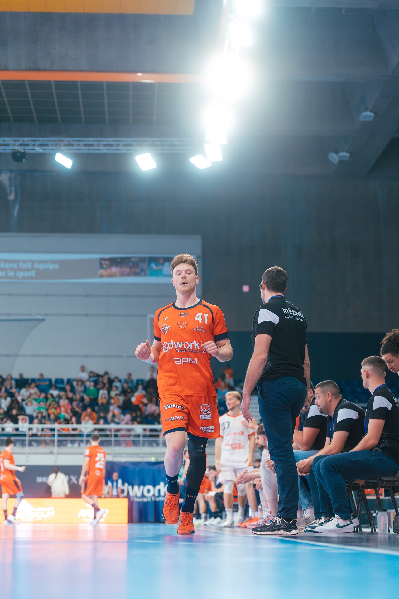 DSC01530.jpg_compressed