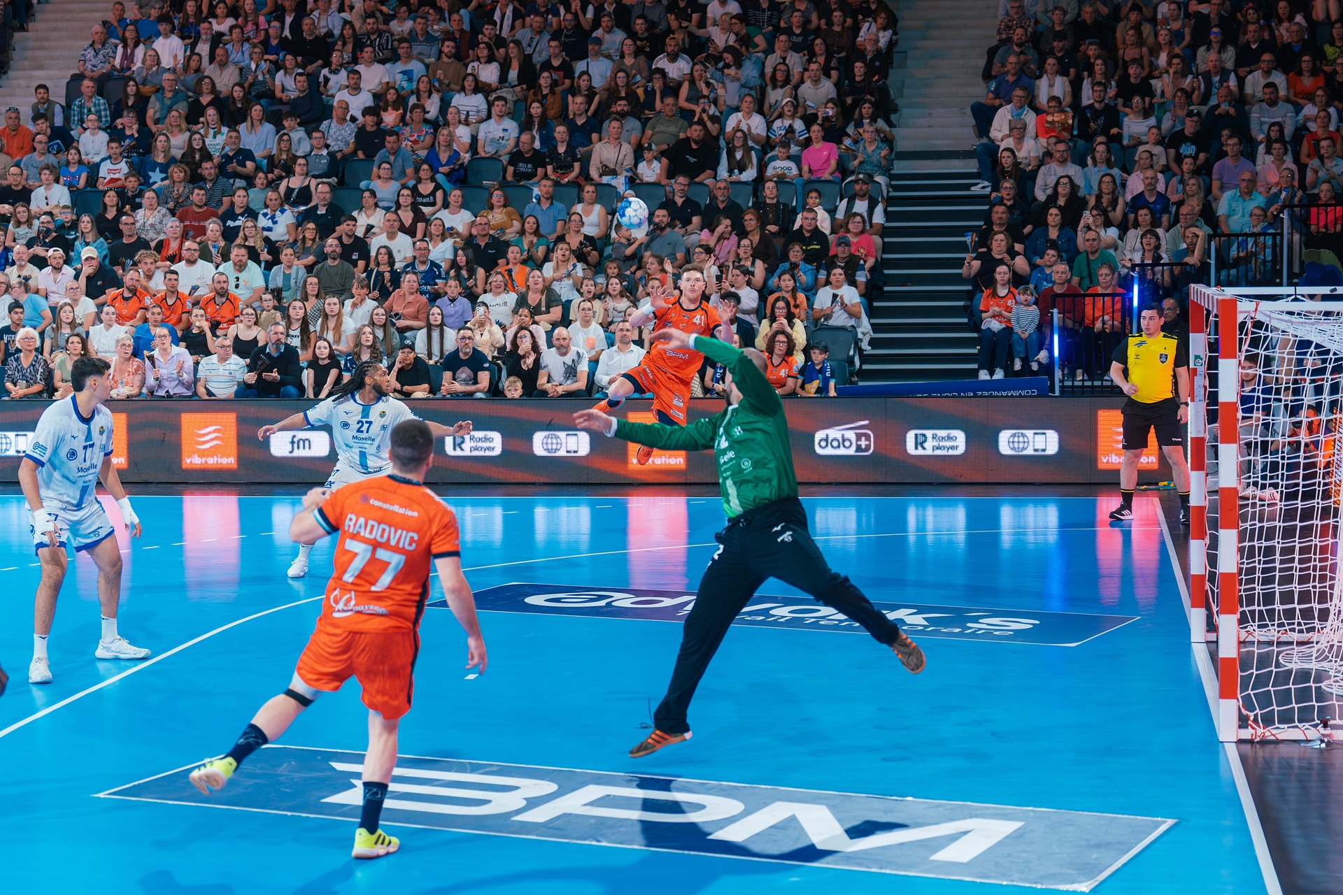 DSC01559.jpg_compressed