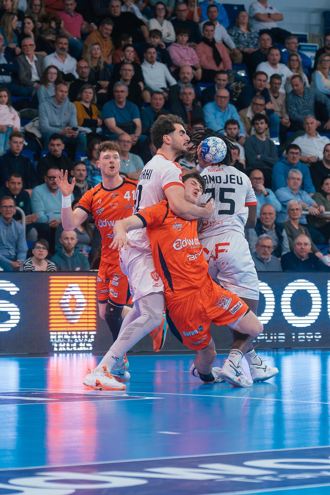 DSC01595.jpg_compressed