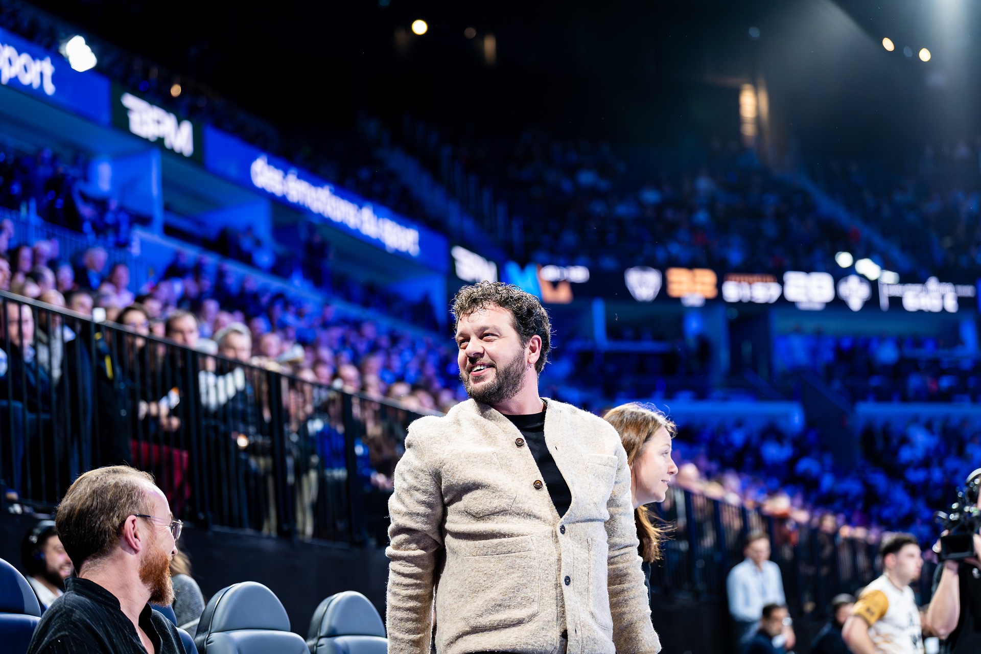 DSC01606.jpg_compressed