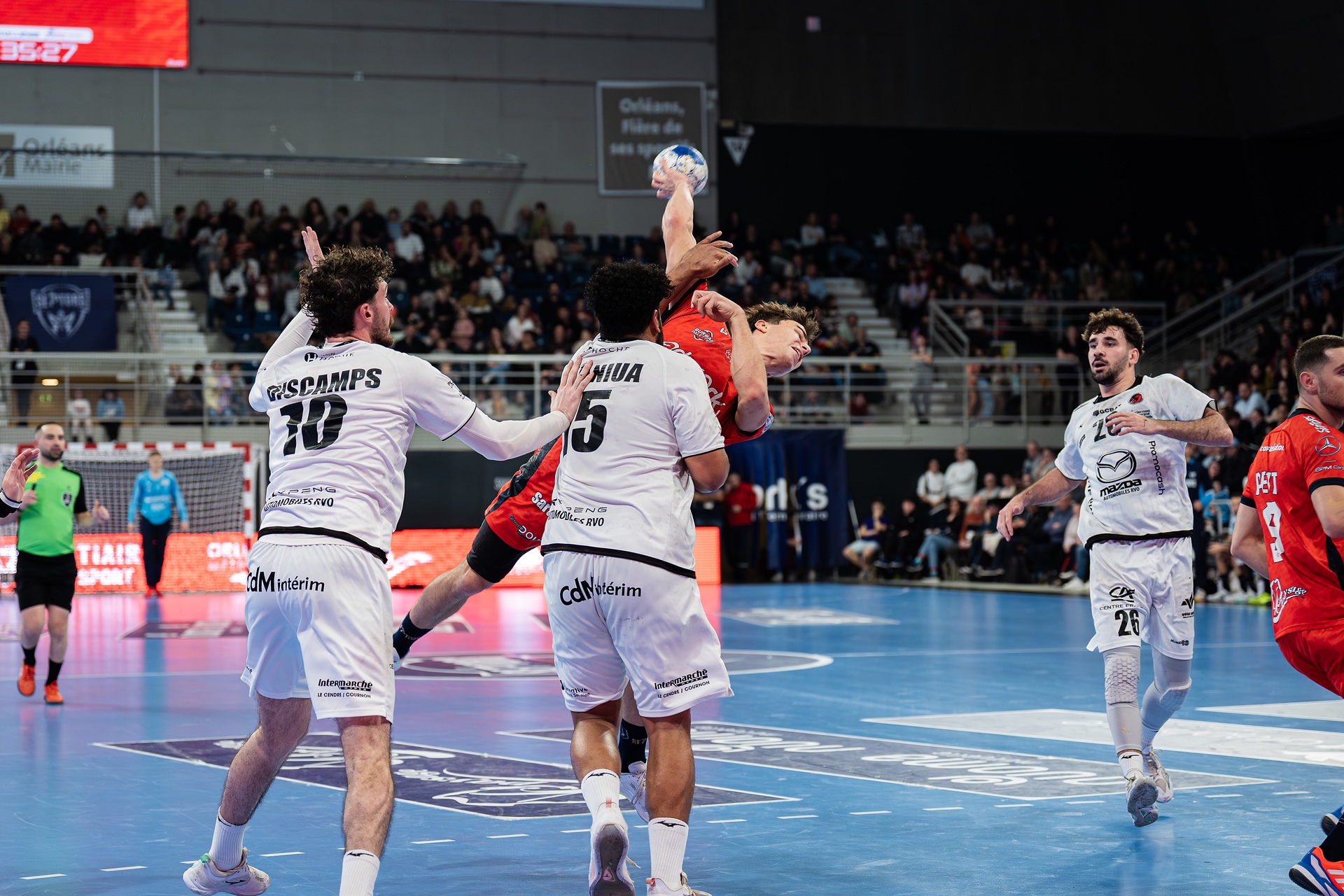 DSC01685.jpg_compressed