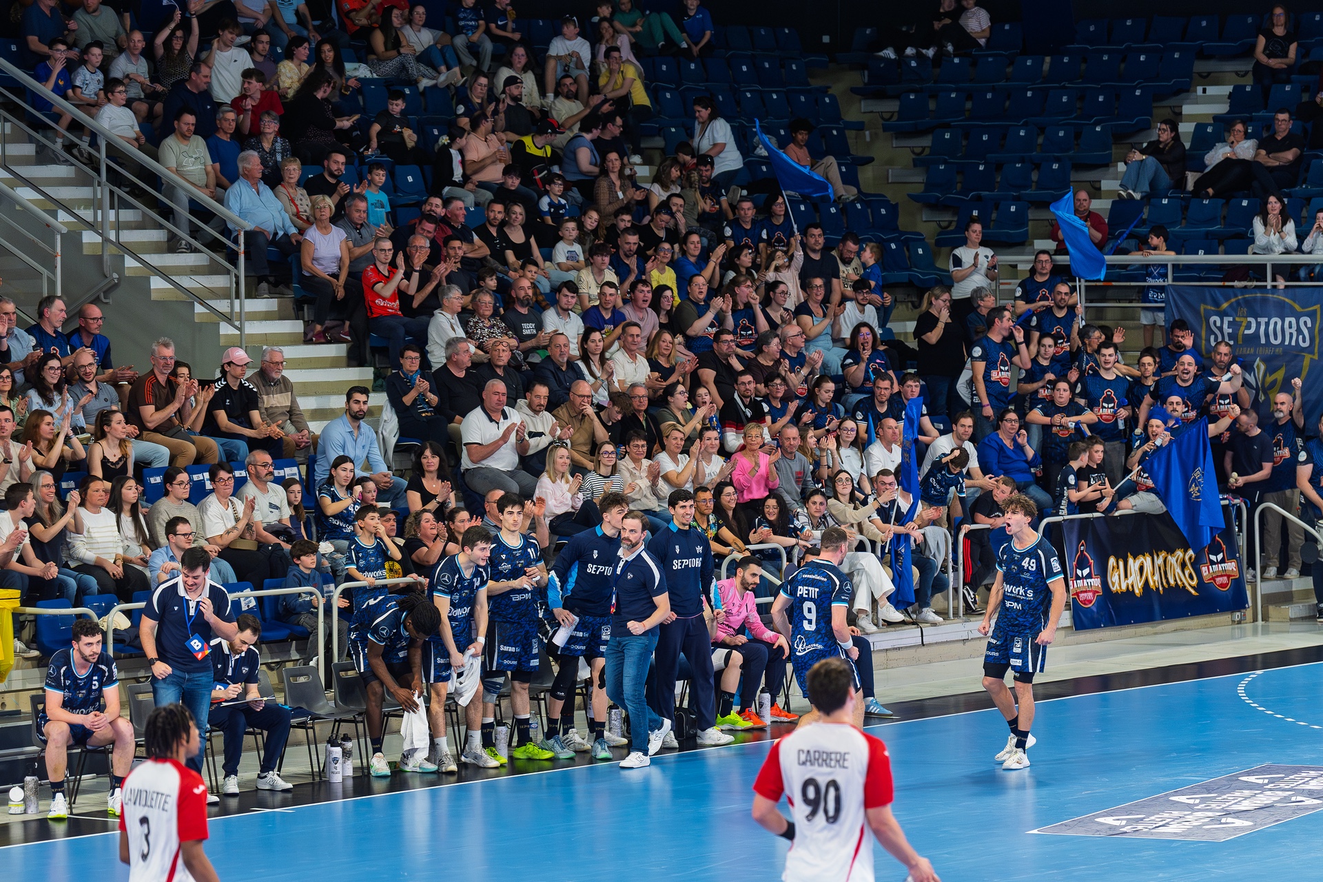 DSC01699.jpg_compressed