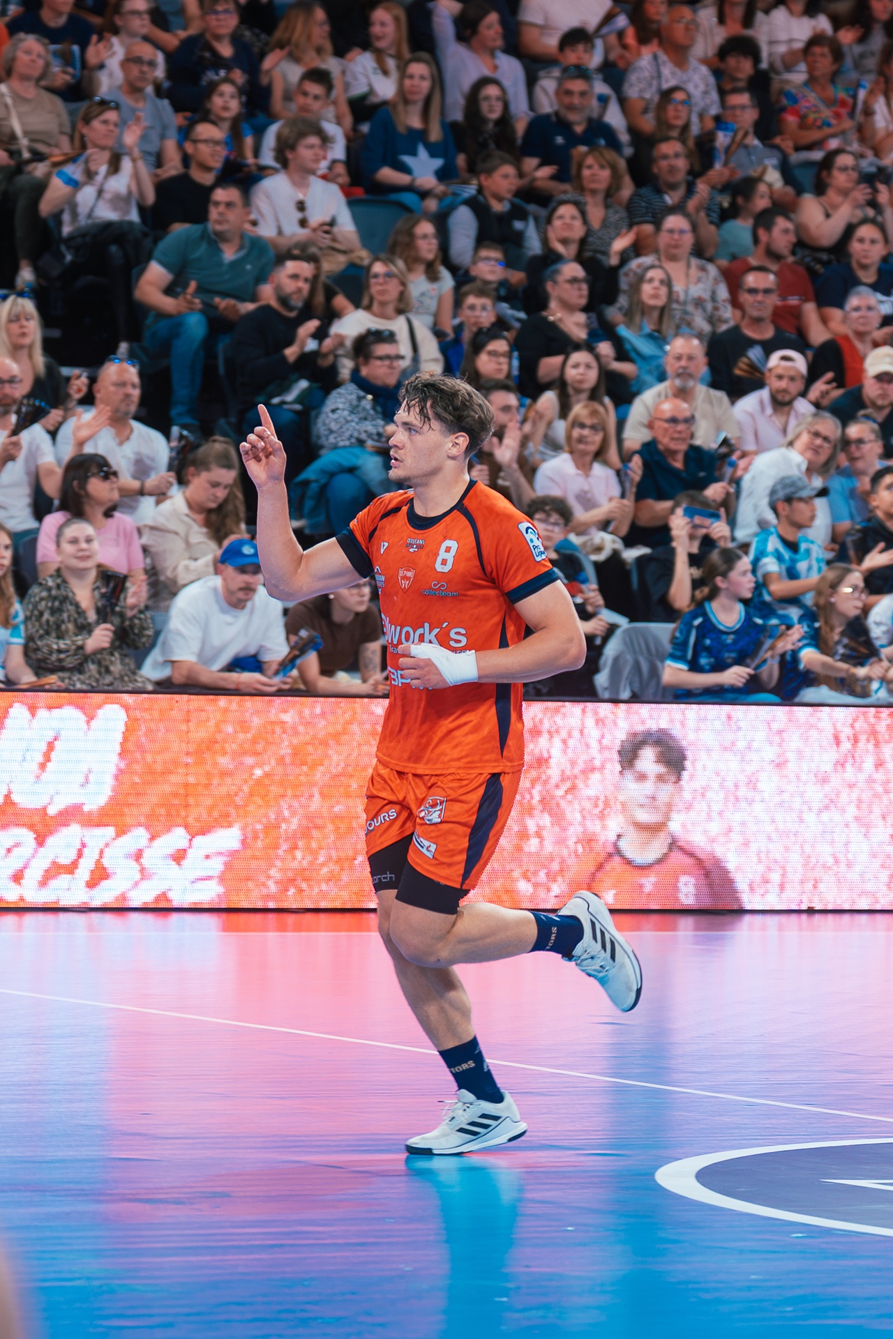 DSC01734.jpg_compressed