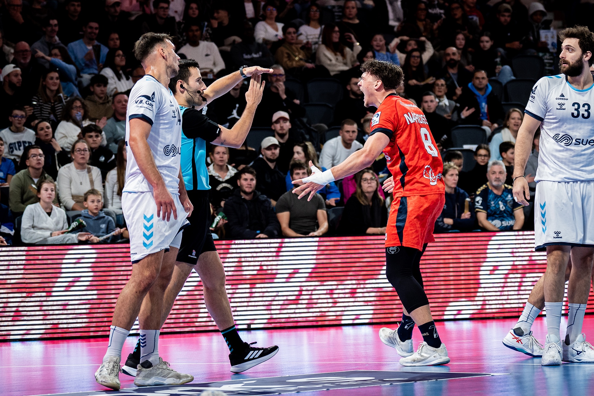 DSC01879.jpg_compressed