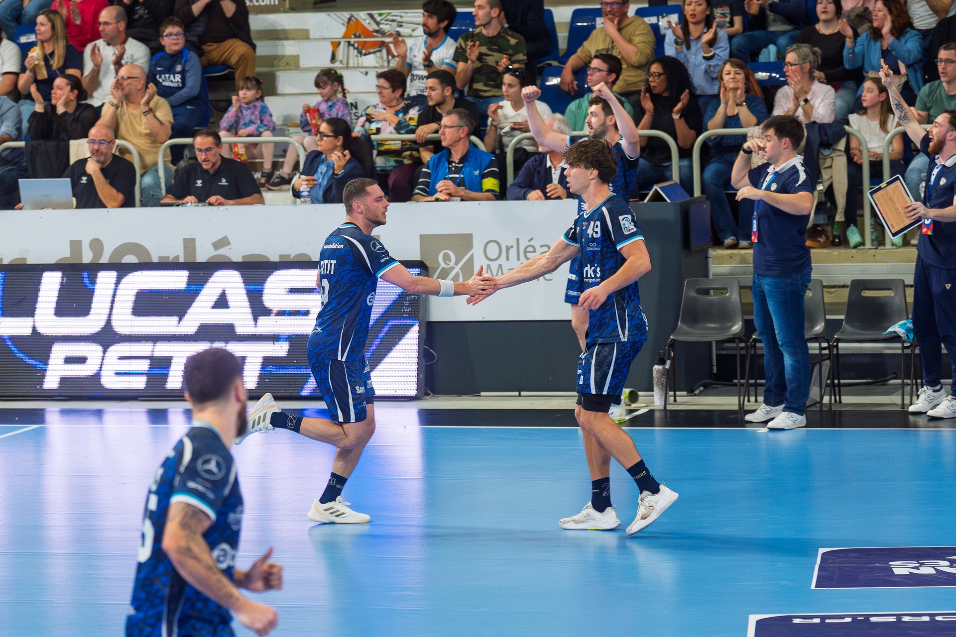 DSC01888.jpg_compressed