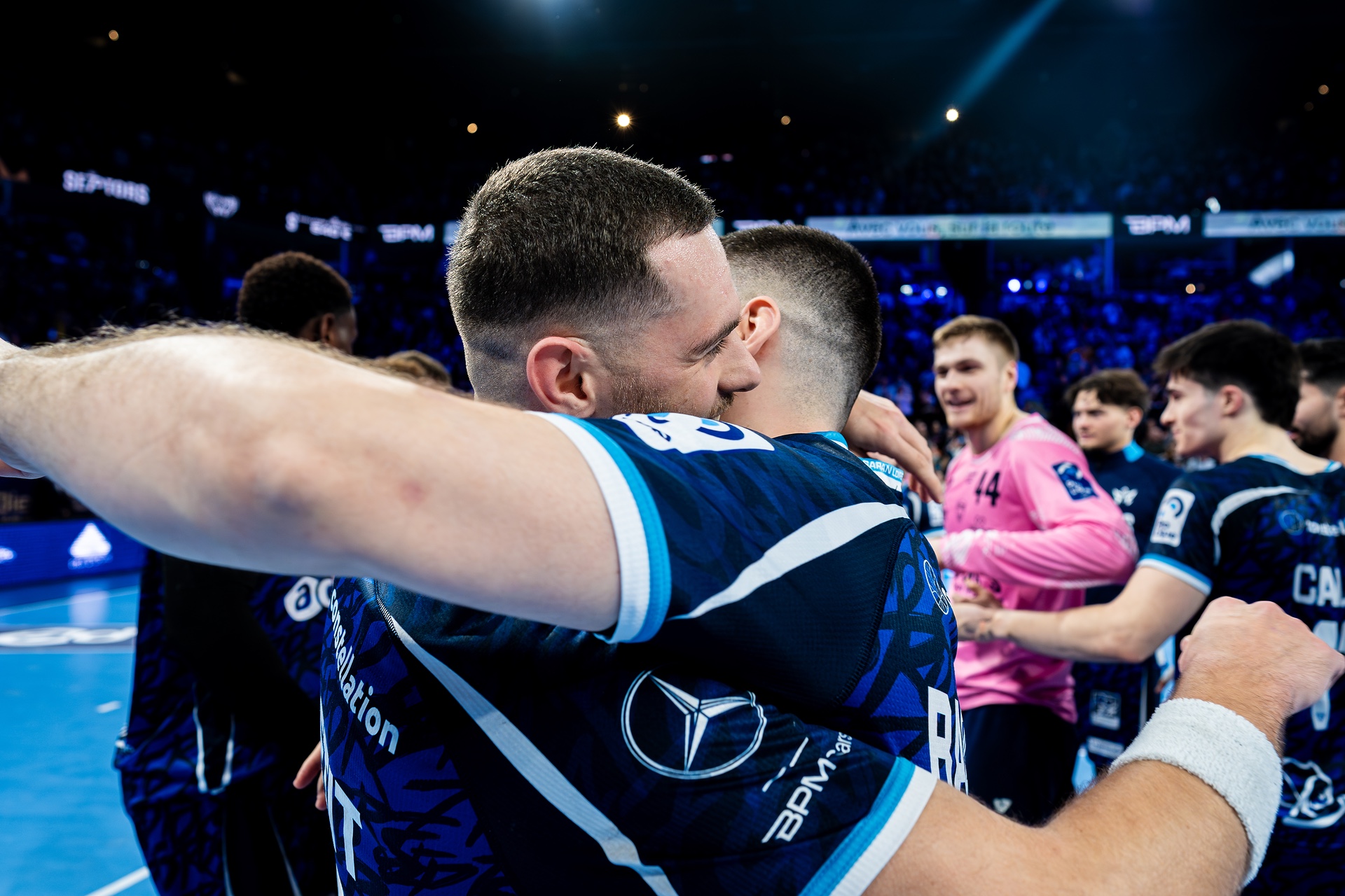 DSC01941.jpg_compressed