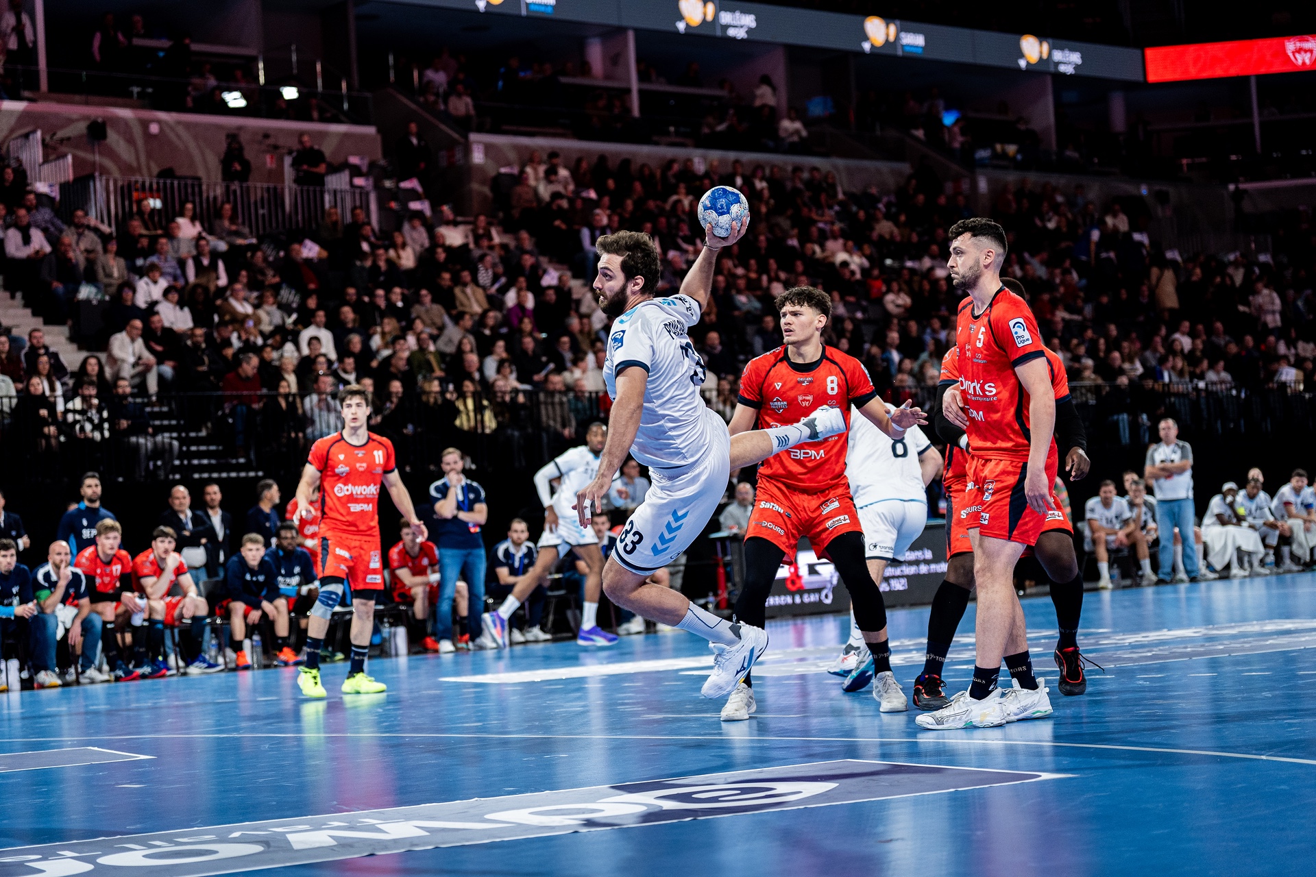 DSC02143.jpg_compressed