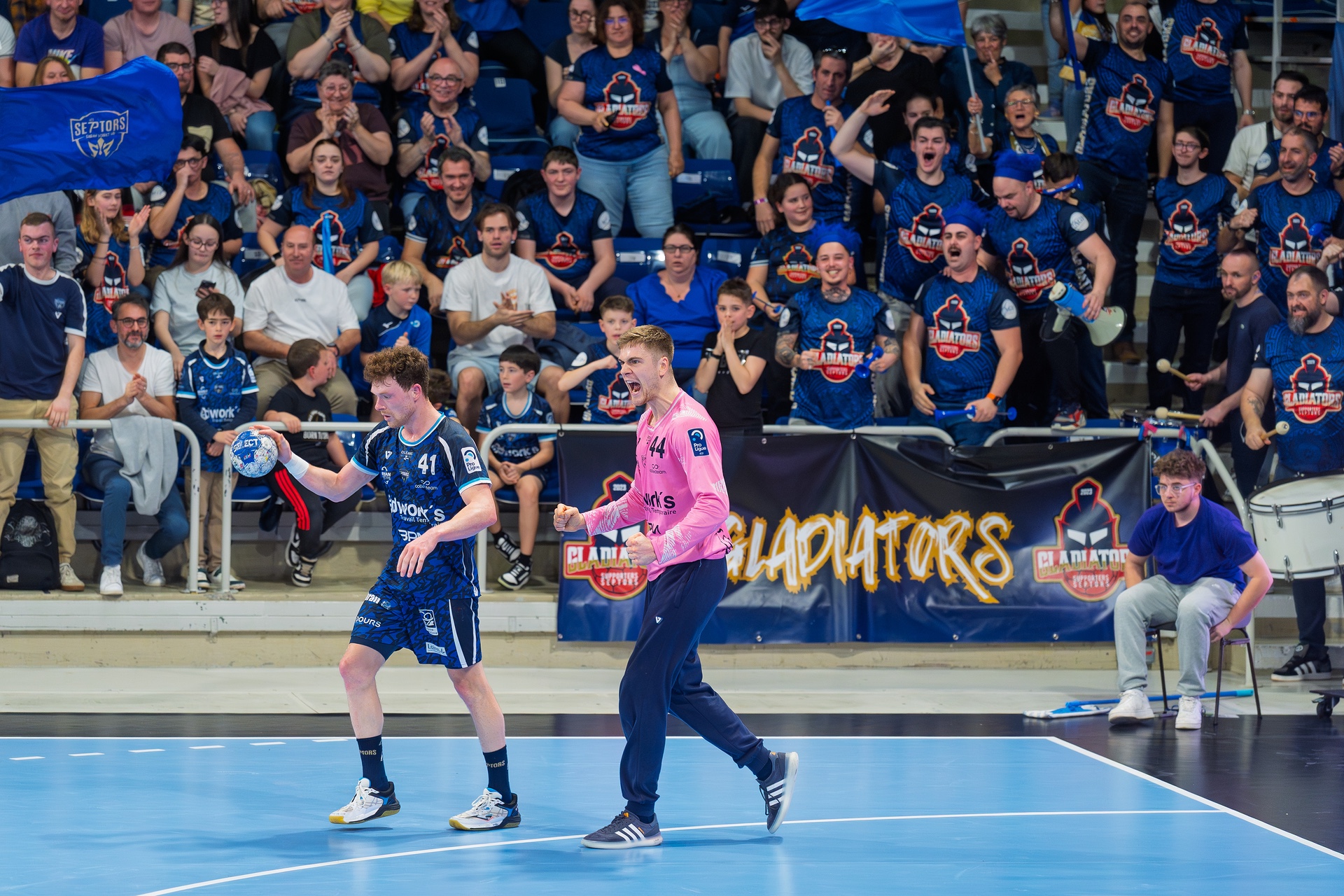 DSC02179.jpg_compressed