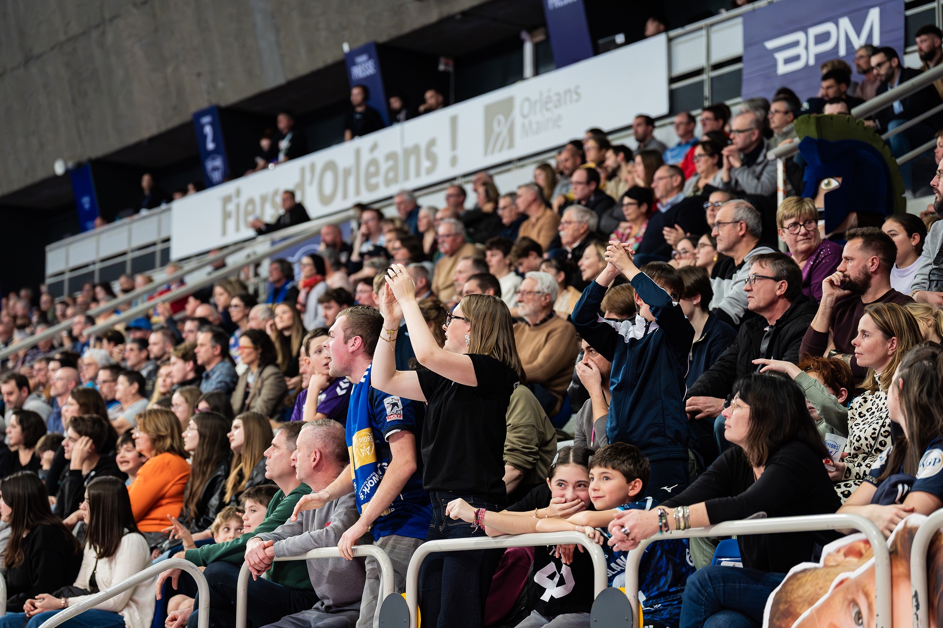 DSC02184.jpg_compressed