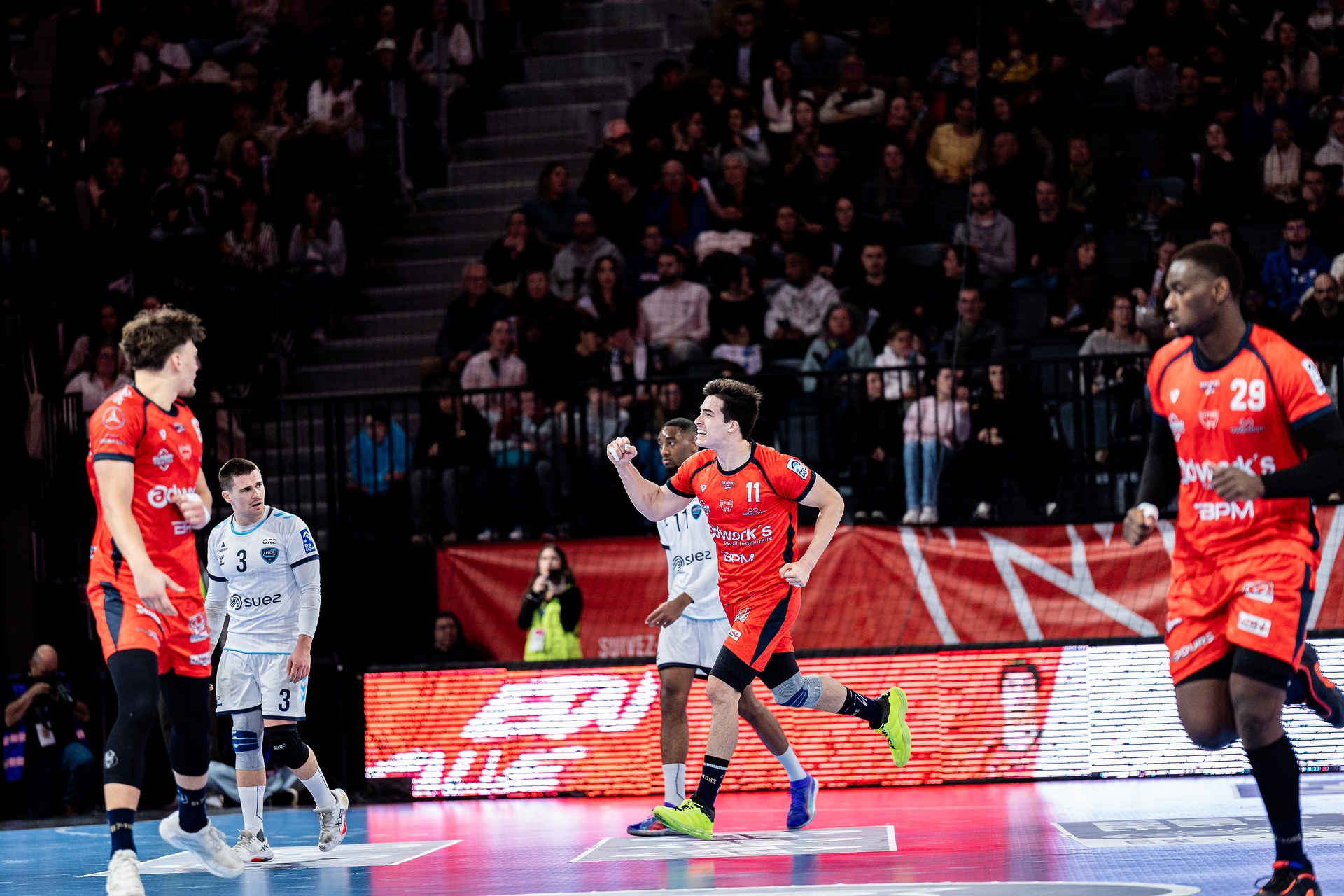 DSC02268.jpg_compressed