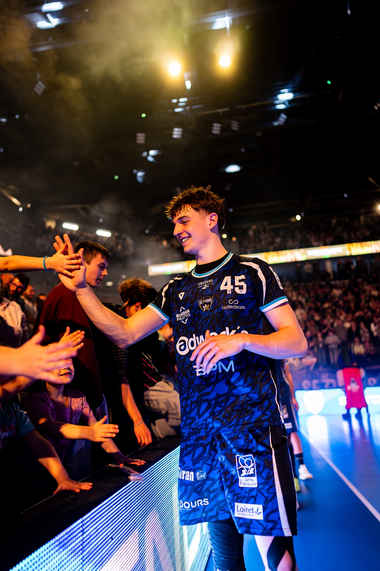 DSC02306.jpg_compressed