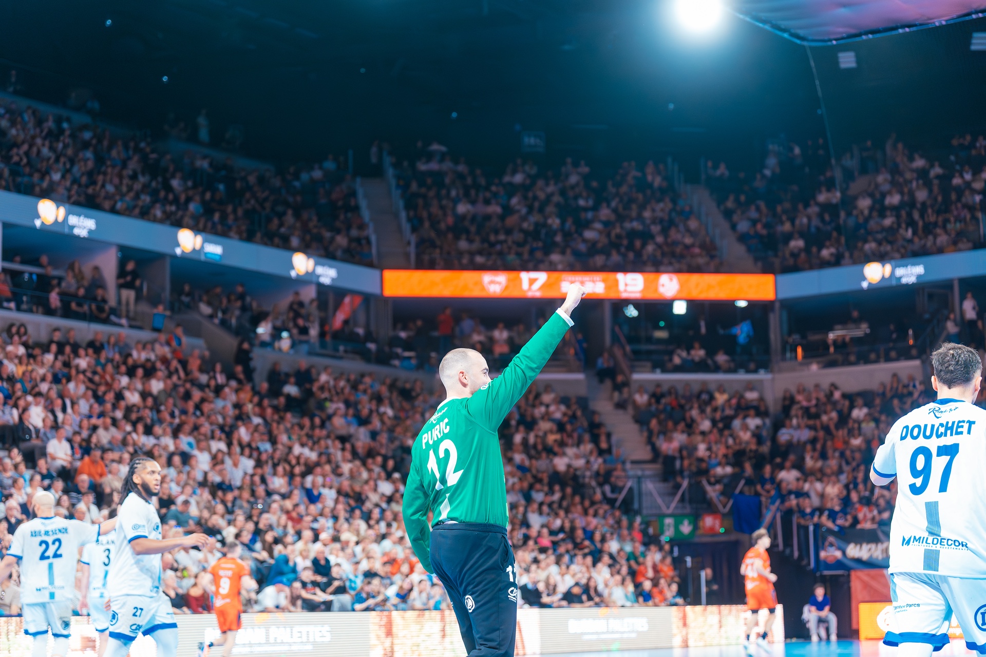 DSC02330.jpg_compressed