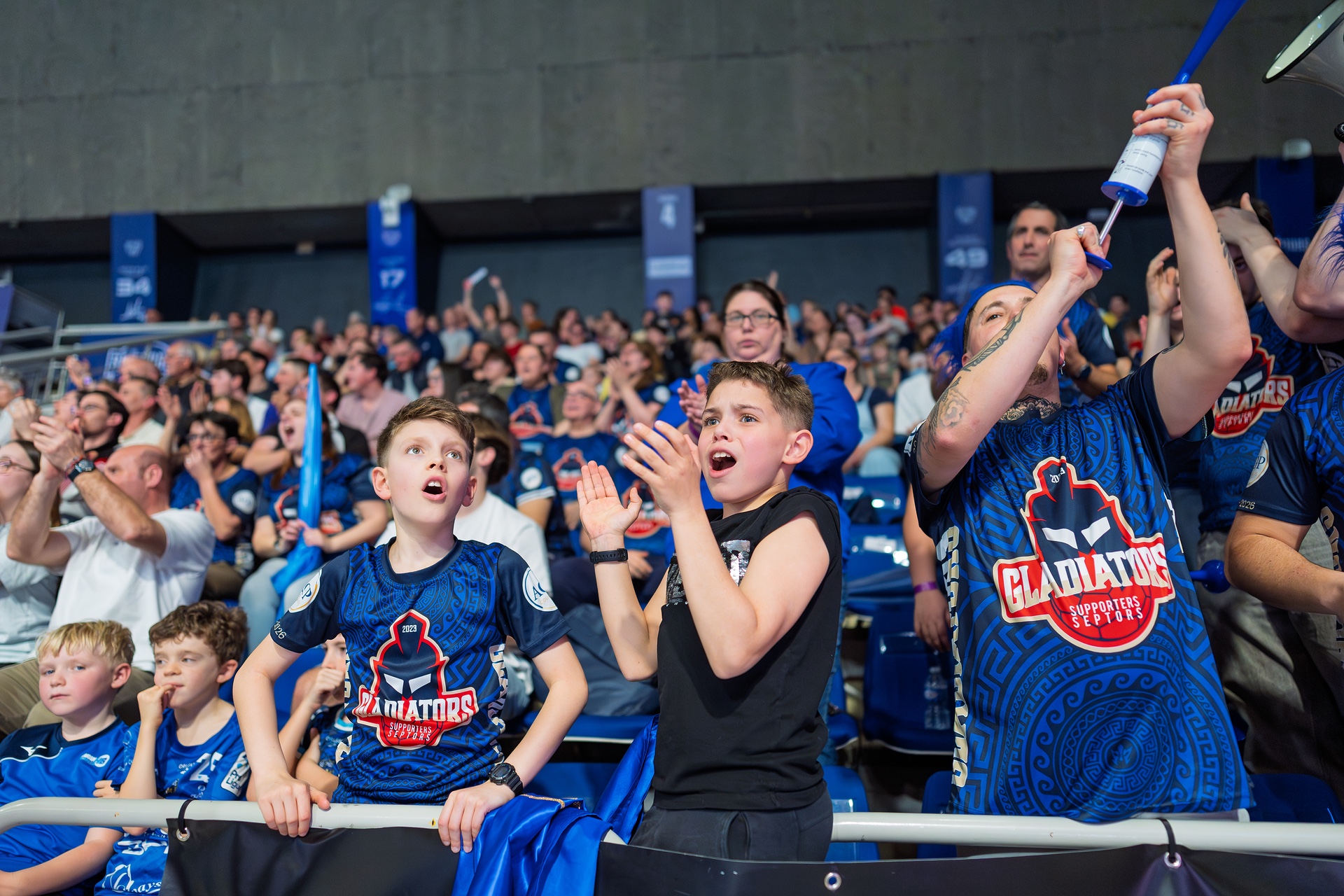 DSC02385.jpg_compressed