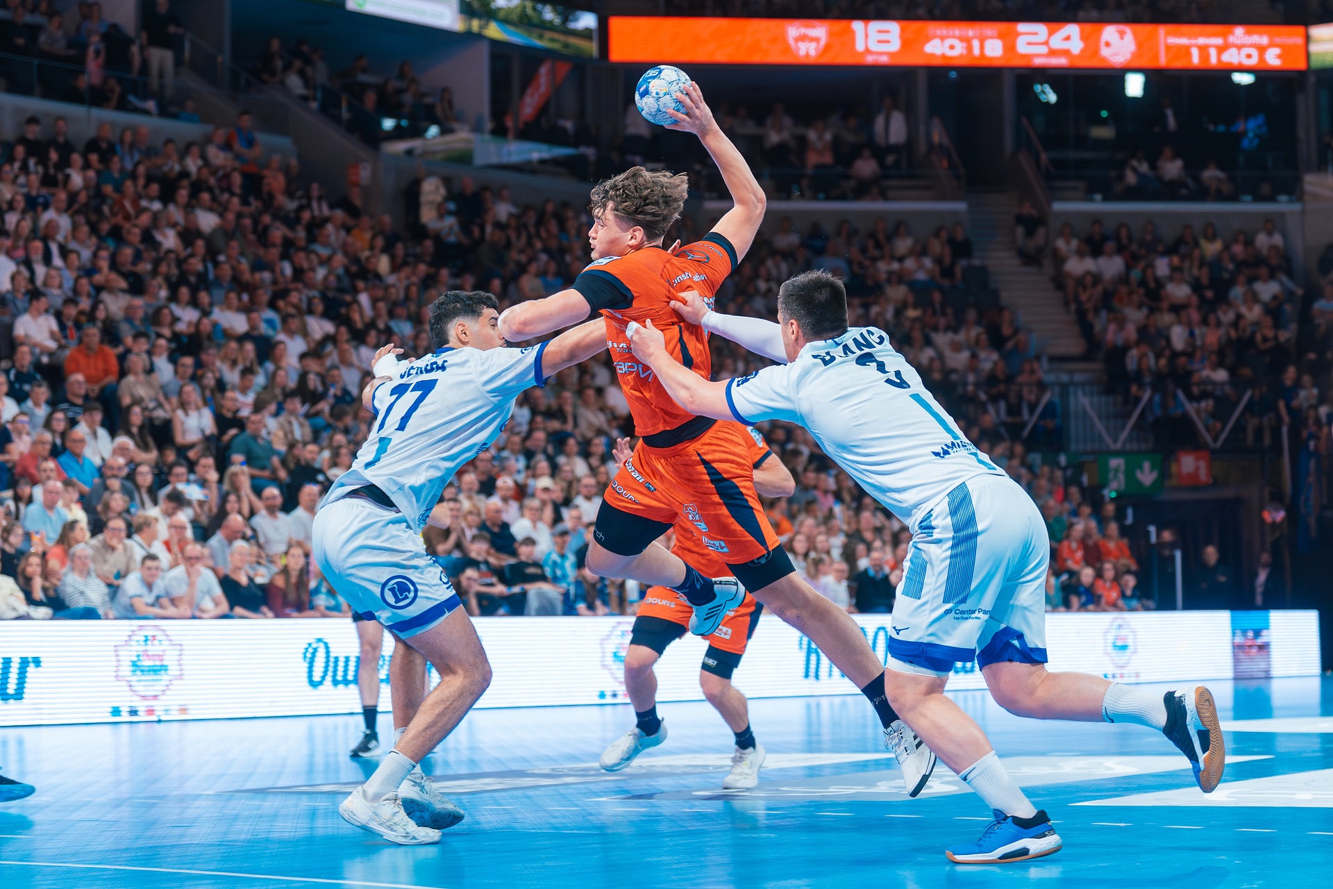 DSC02469.jpg_compressed