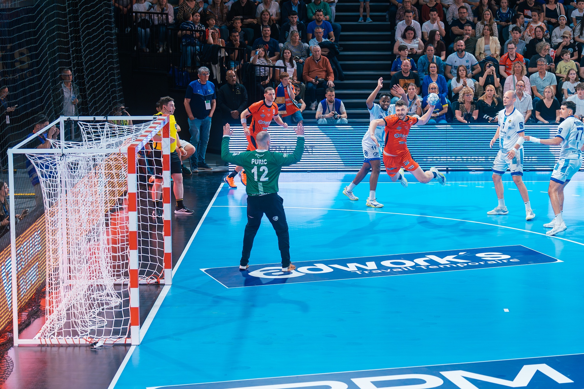 DSC02800.jpg_compressed