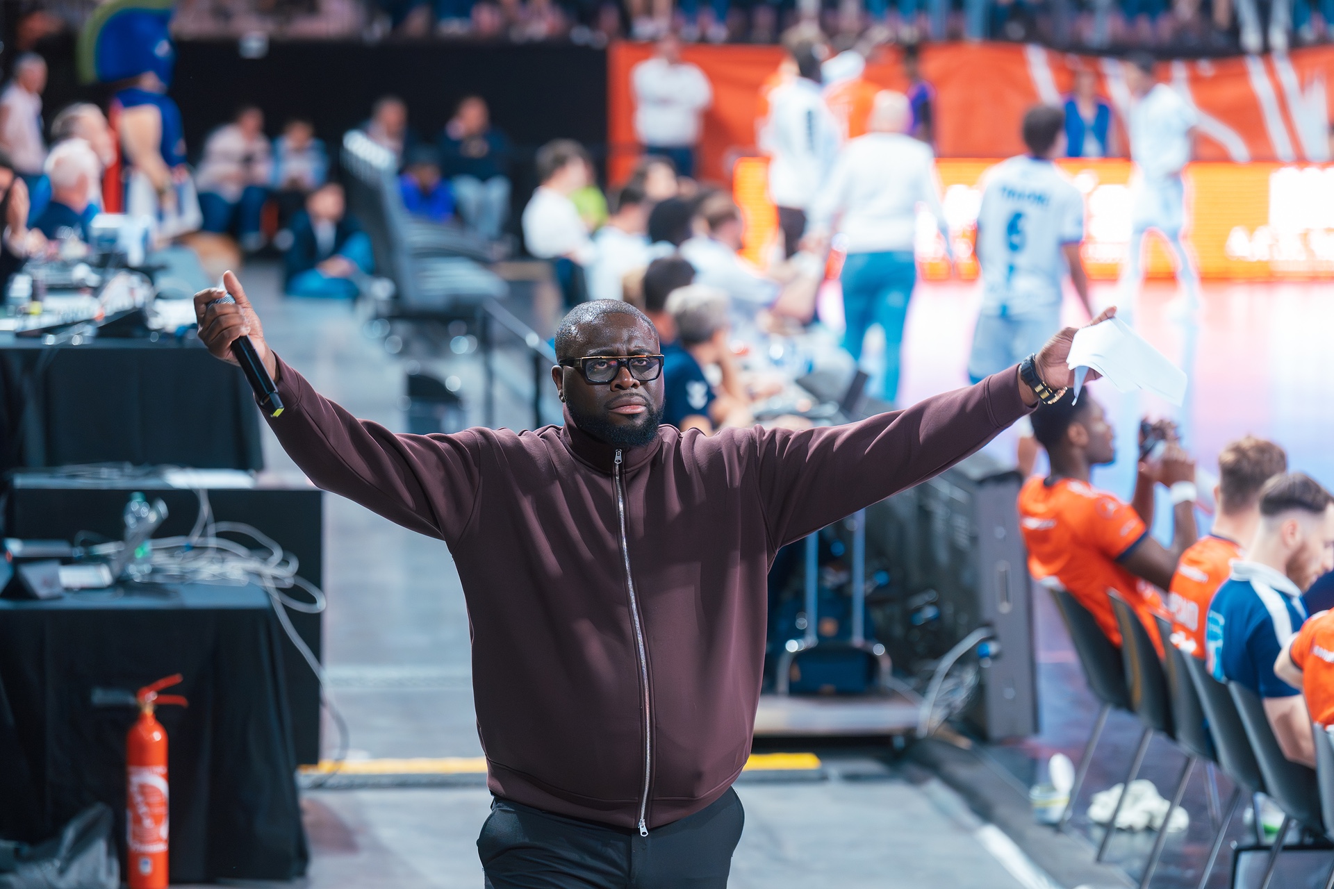 DSC02865.jpg_compressed