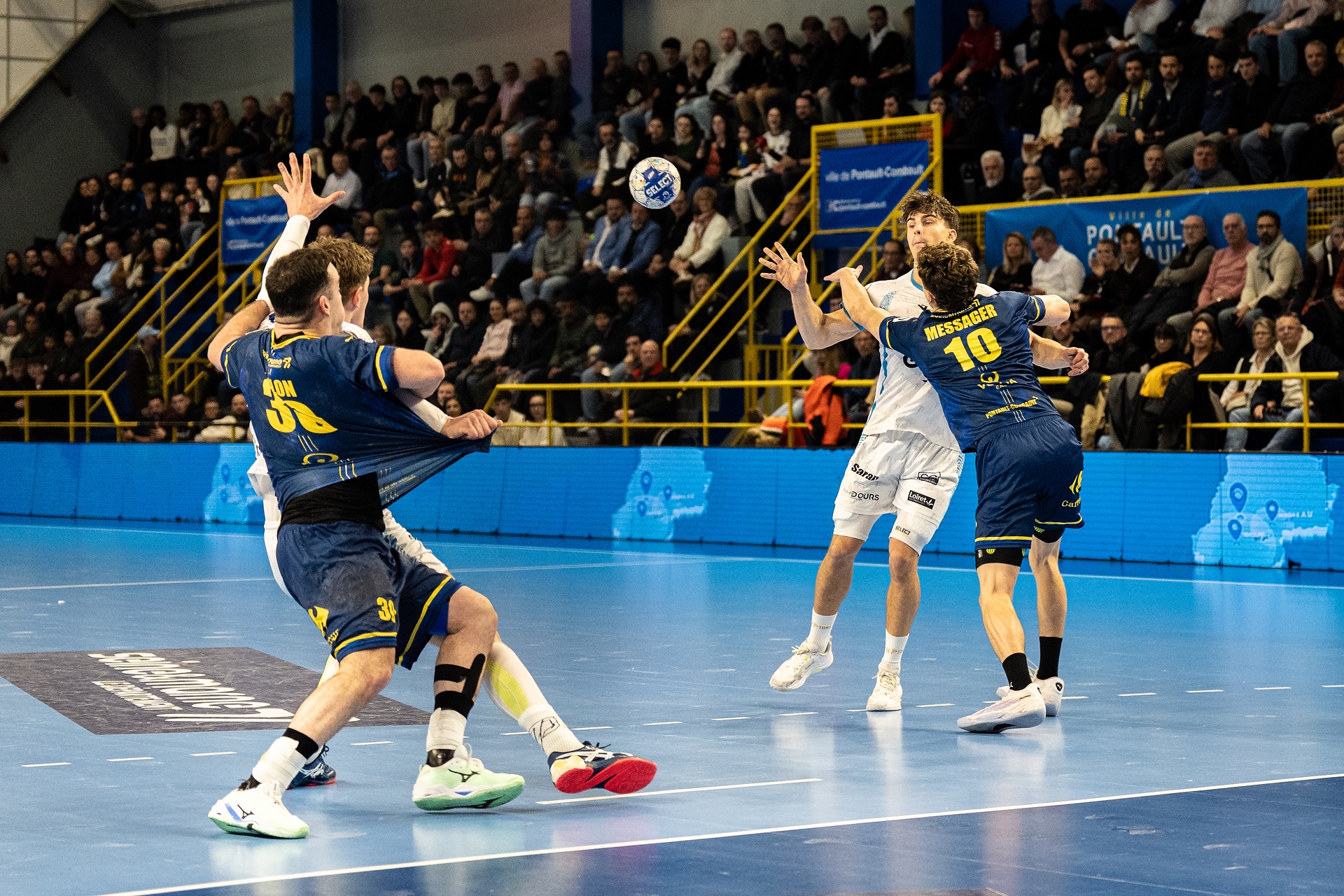 DSC02949.jpg_compressed