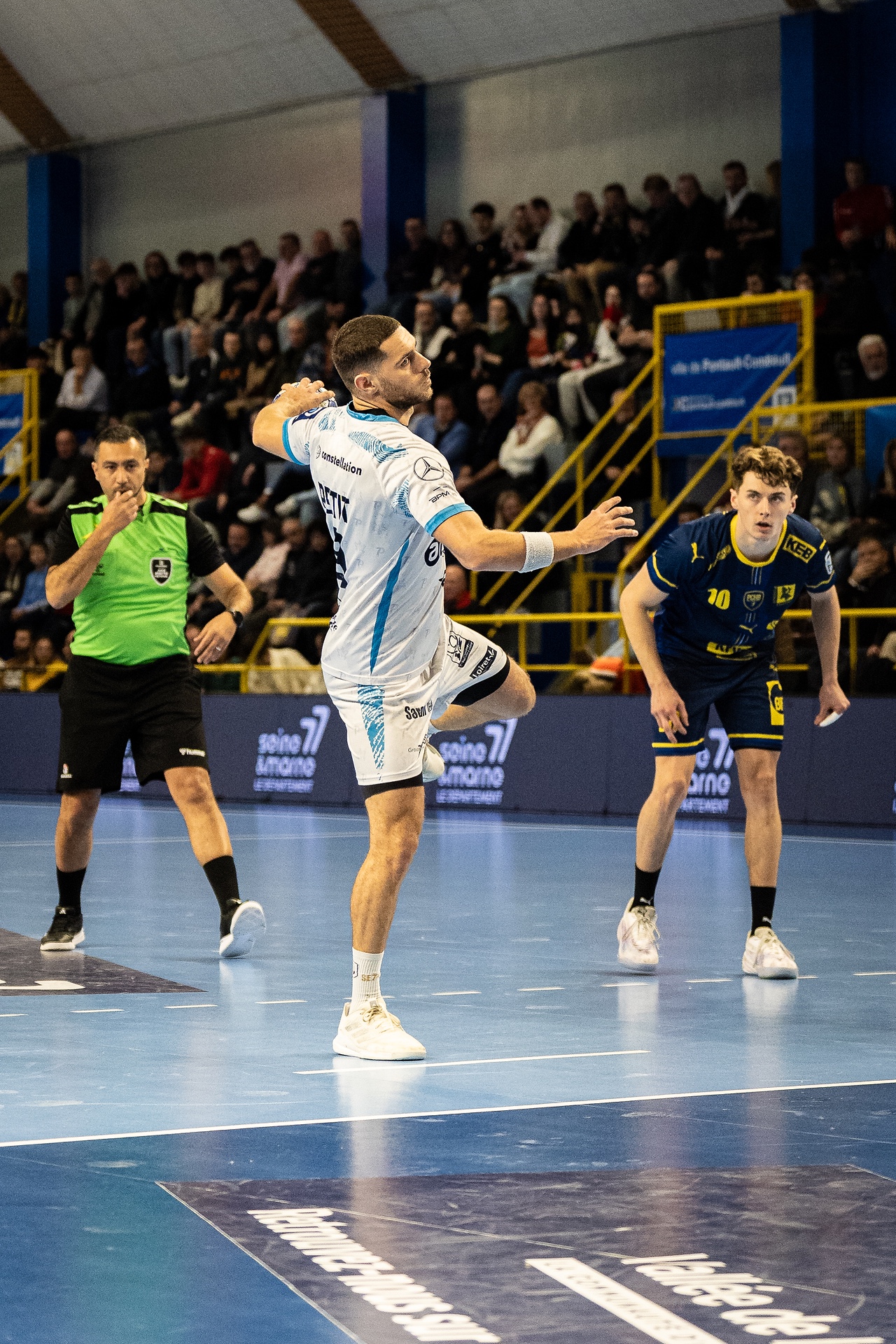 DSC02976.jpg_compressed