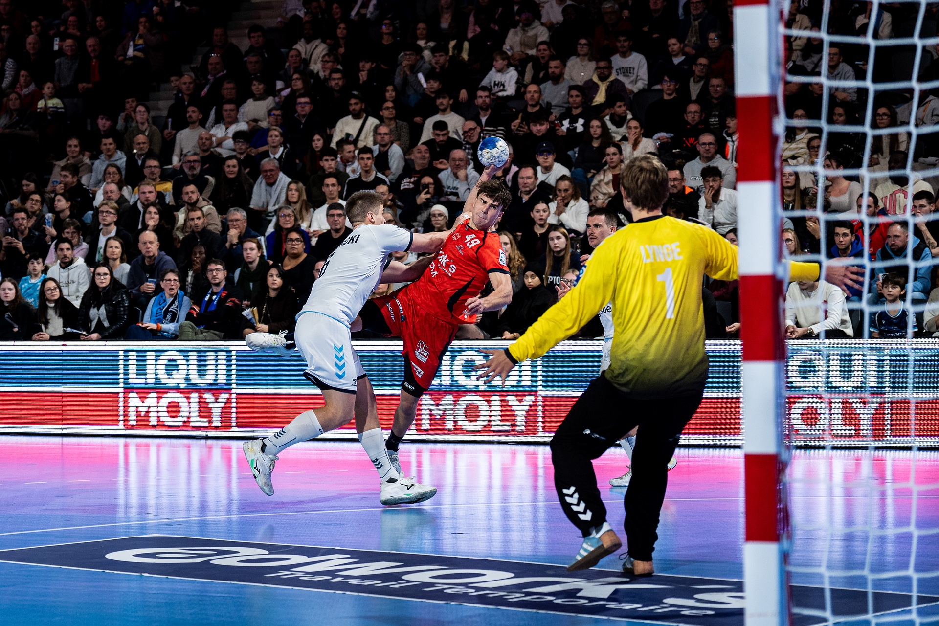 DSC03006.jpg_compressed