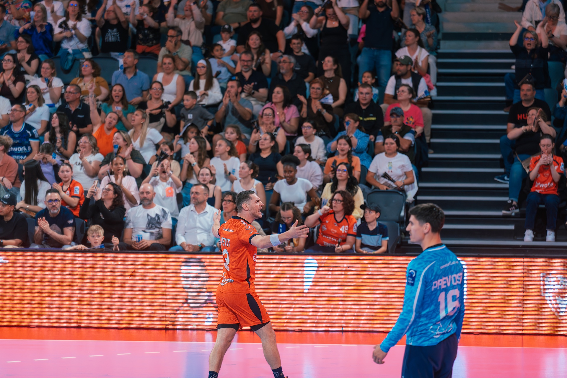 DSC03085.jpg_compressed