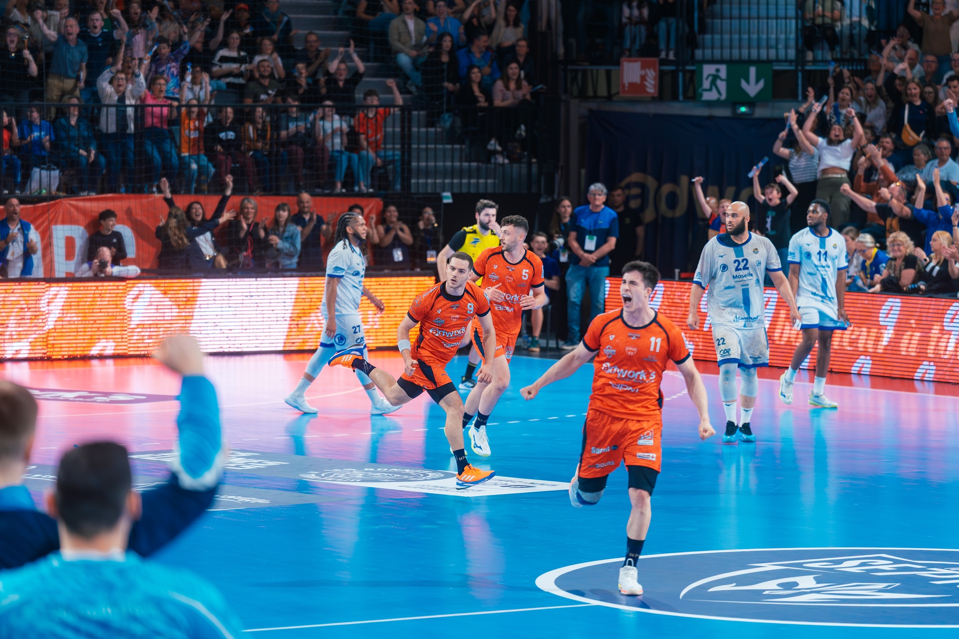 DSC03121.jpg_compressed