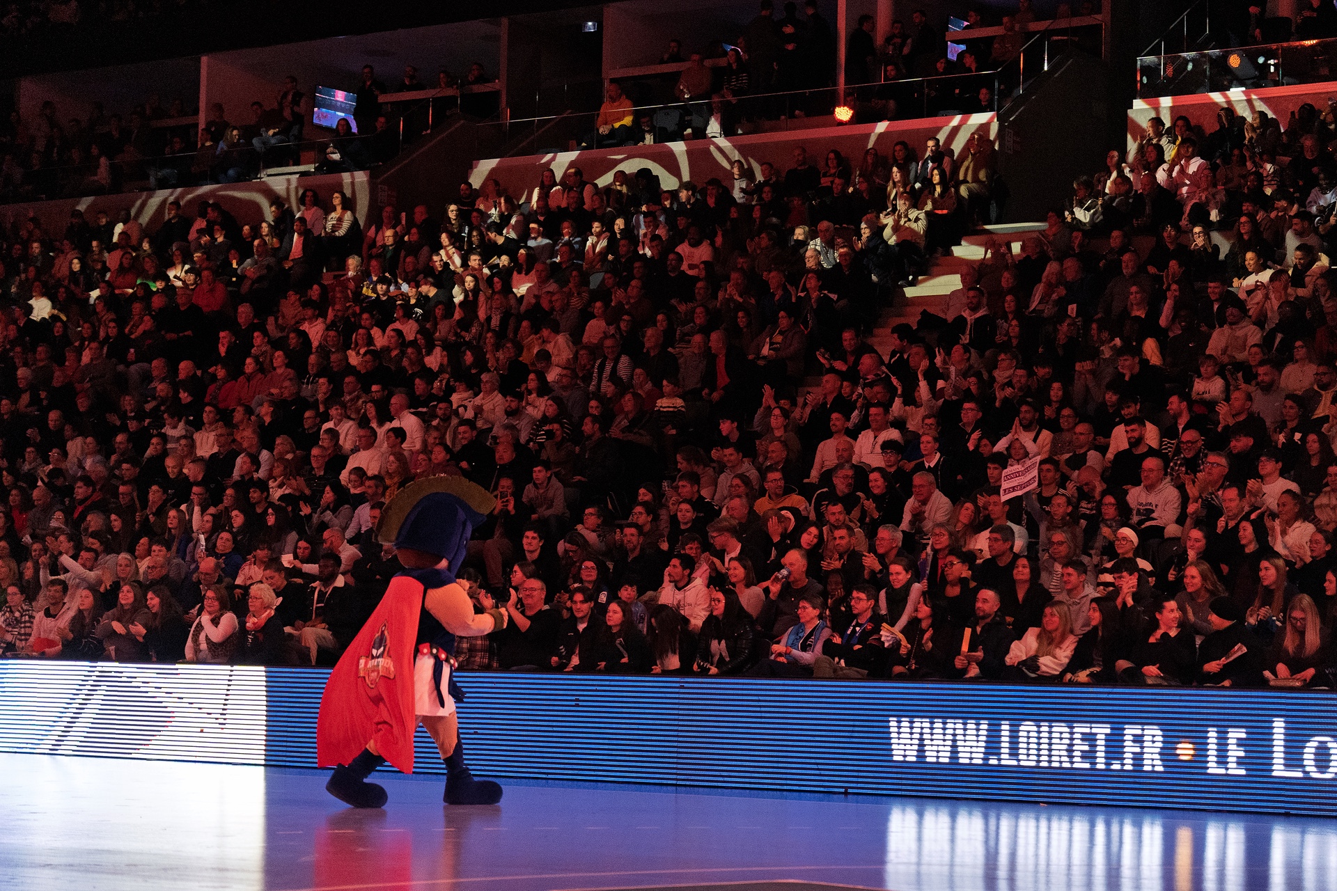 DSC03128.jpg_compressed