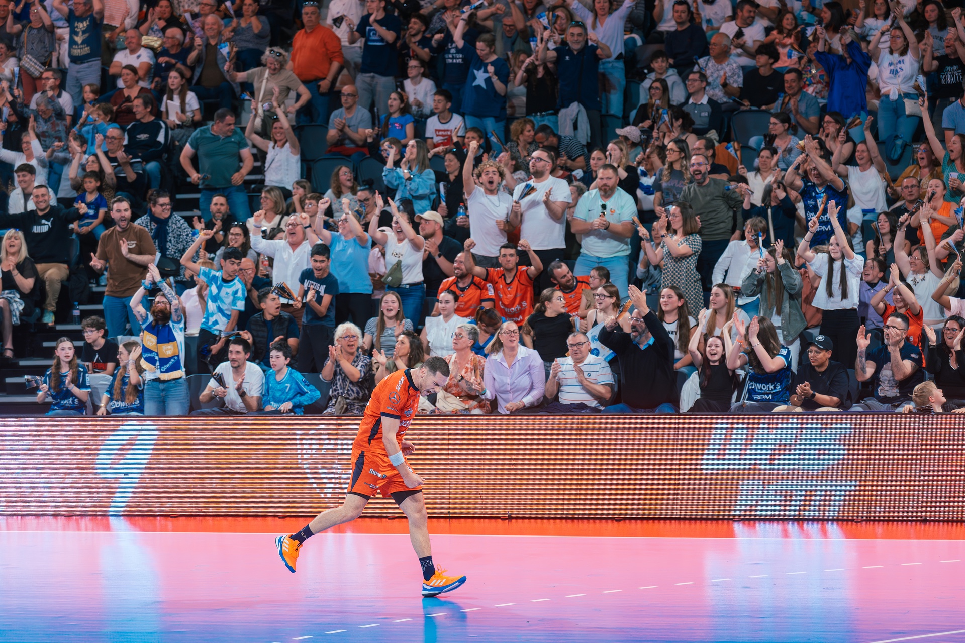 DSC03138.jpg_compressed