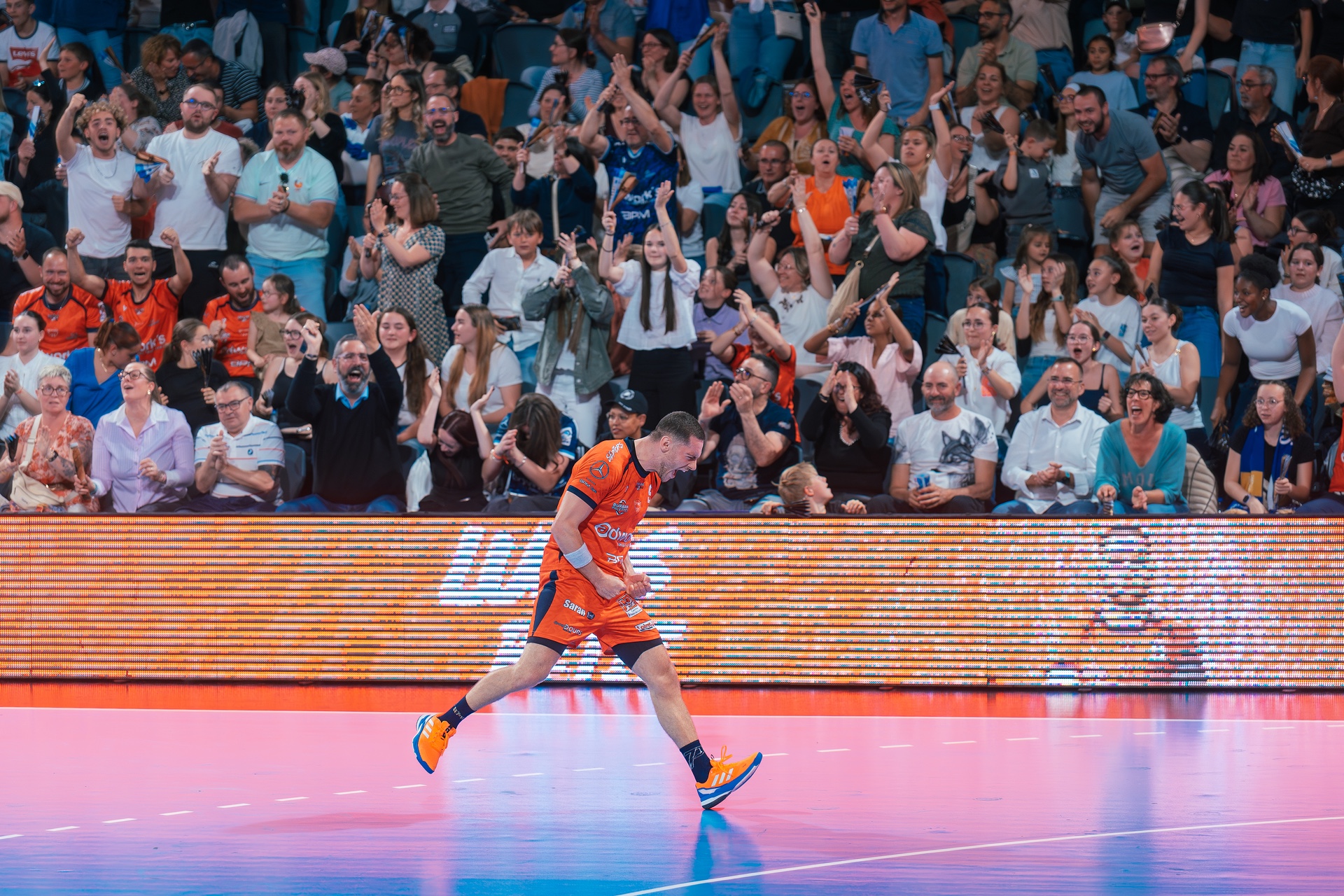 DSC03148.jpg_compressed