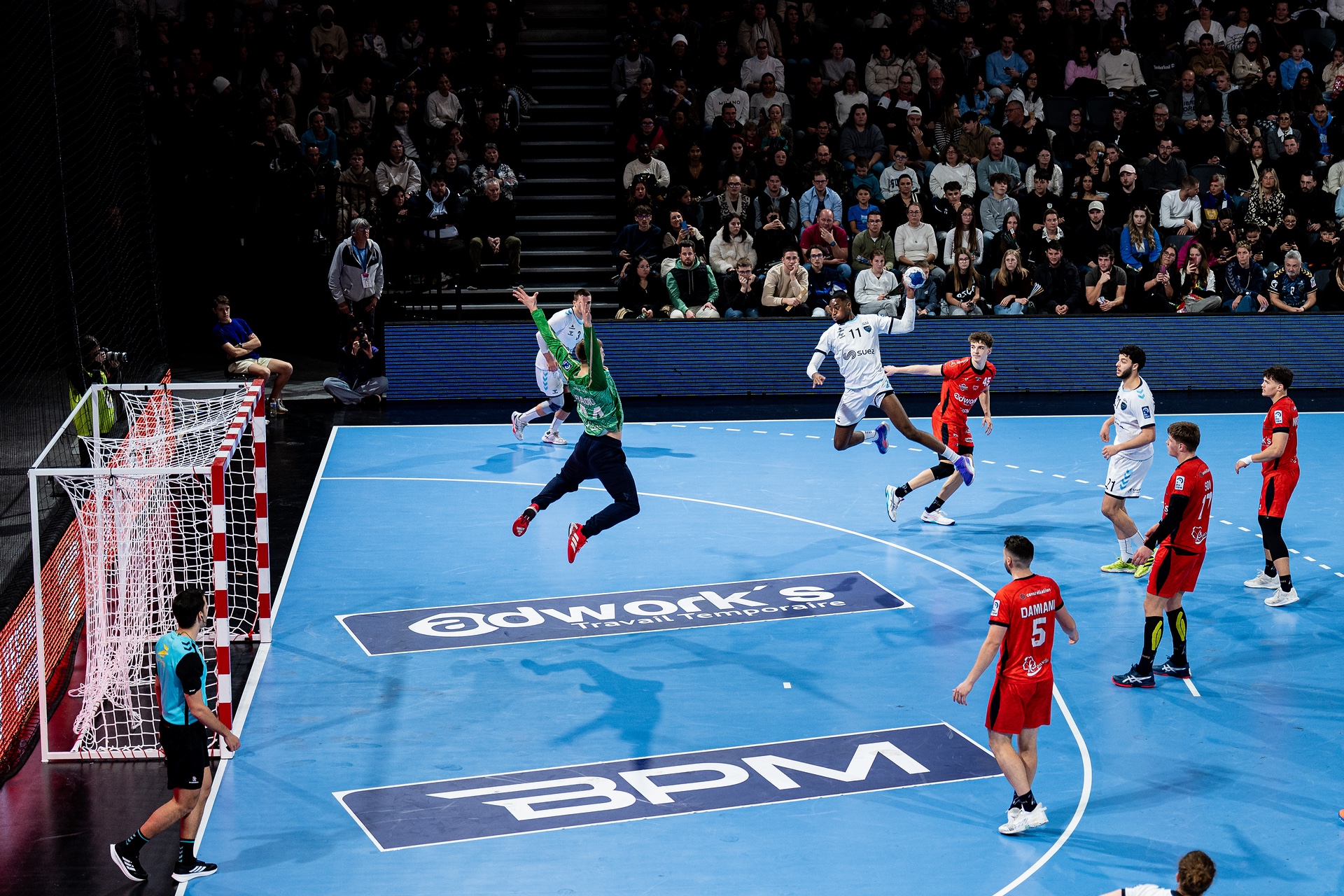 DSC03280.jpg_compressed