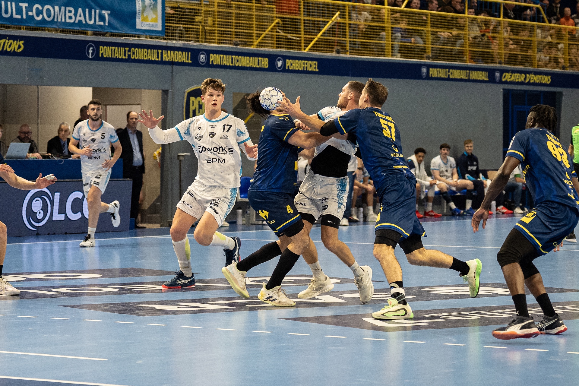 DSC03325.jpg_compressed